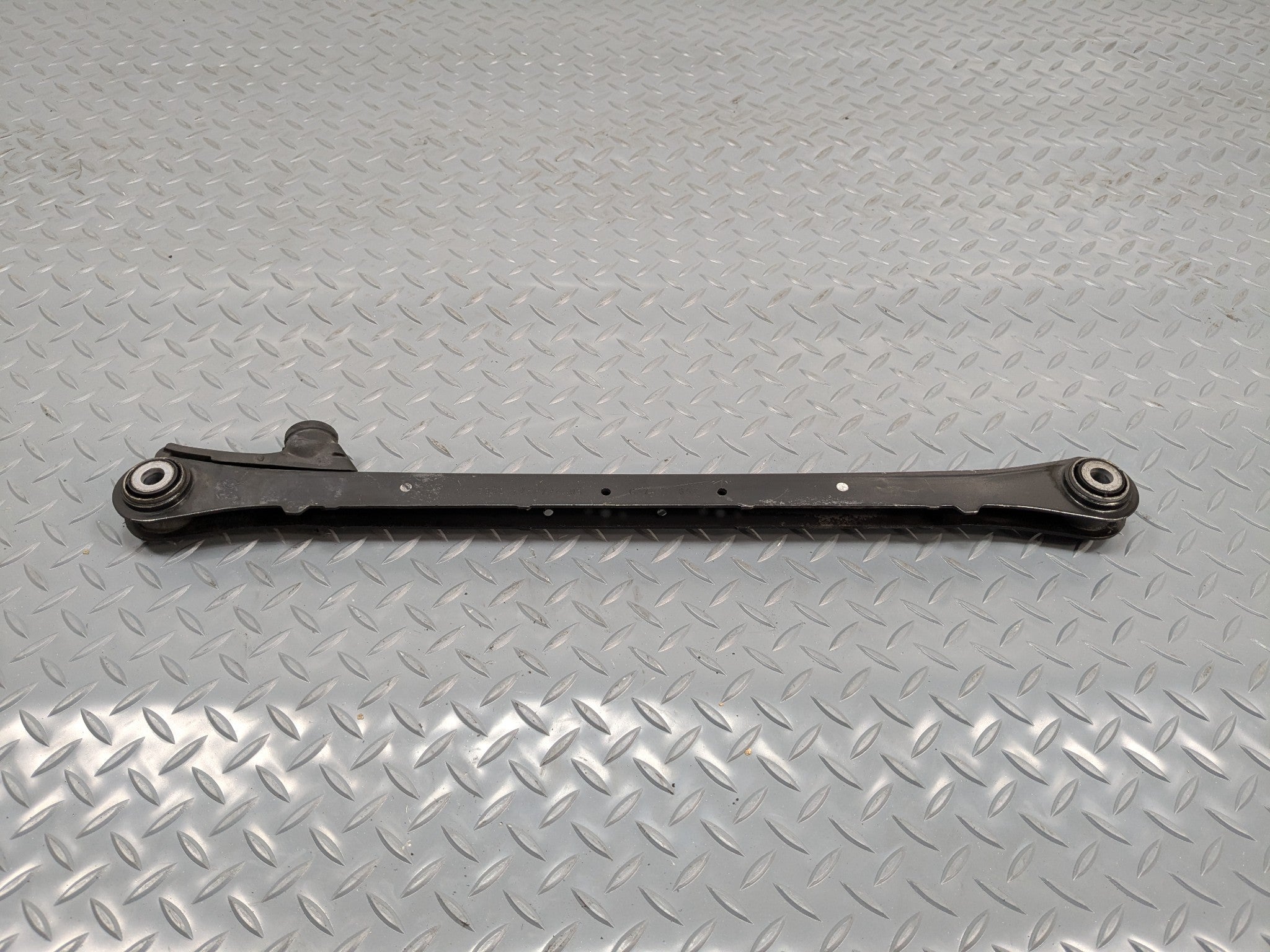 2011 - 2013 MINI COOPER OEM UPPER CONTROL ARM REAR RIGHT PASSENGER SIDE