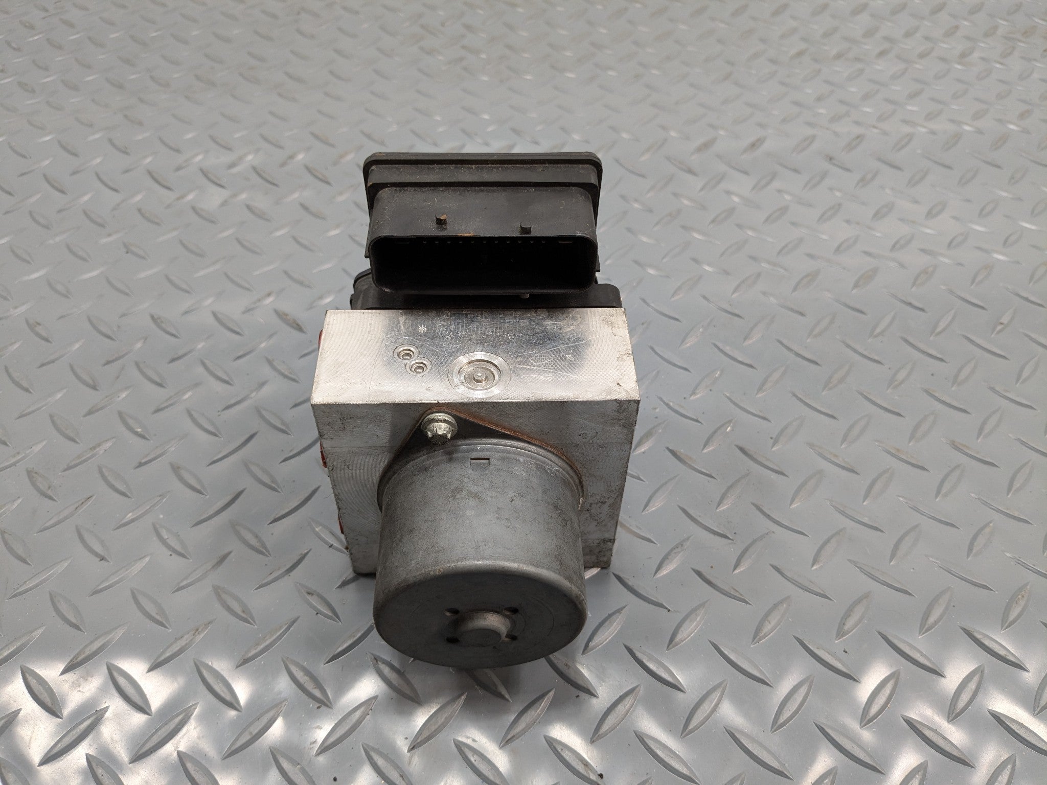 2011 - 2013 MINI COOPER OEM ANTI LOCK ABS BRAKE PUMP MODULE ASSEMBLY THRU 2/11