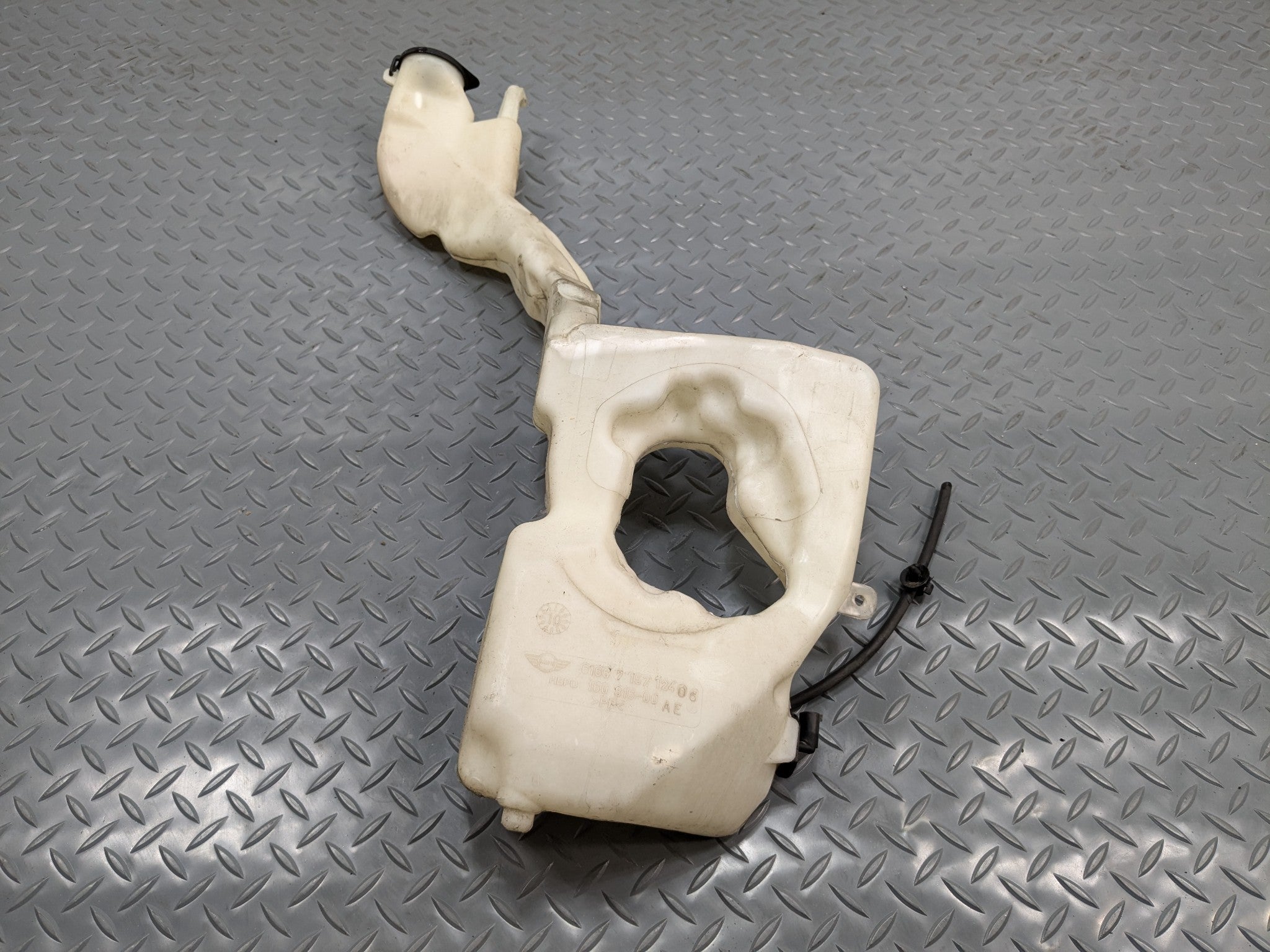 2011 - 2013 MINI COOPER OEM WINDSHIELD WASHER BOTTLE FLUID RESERVOIR TANK