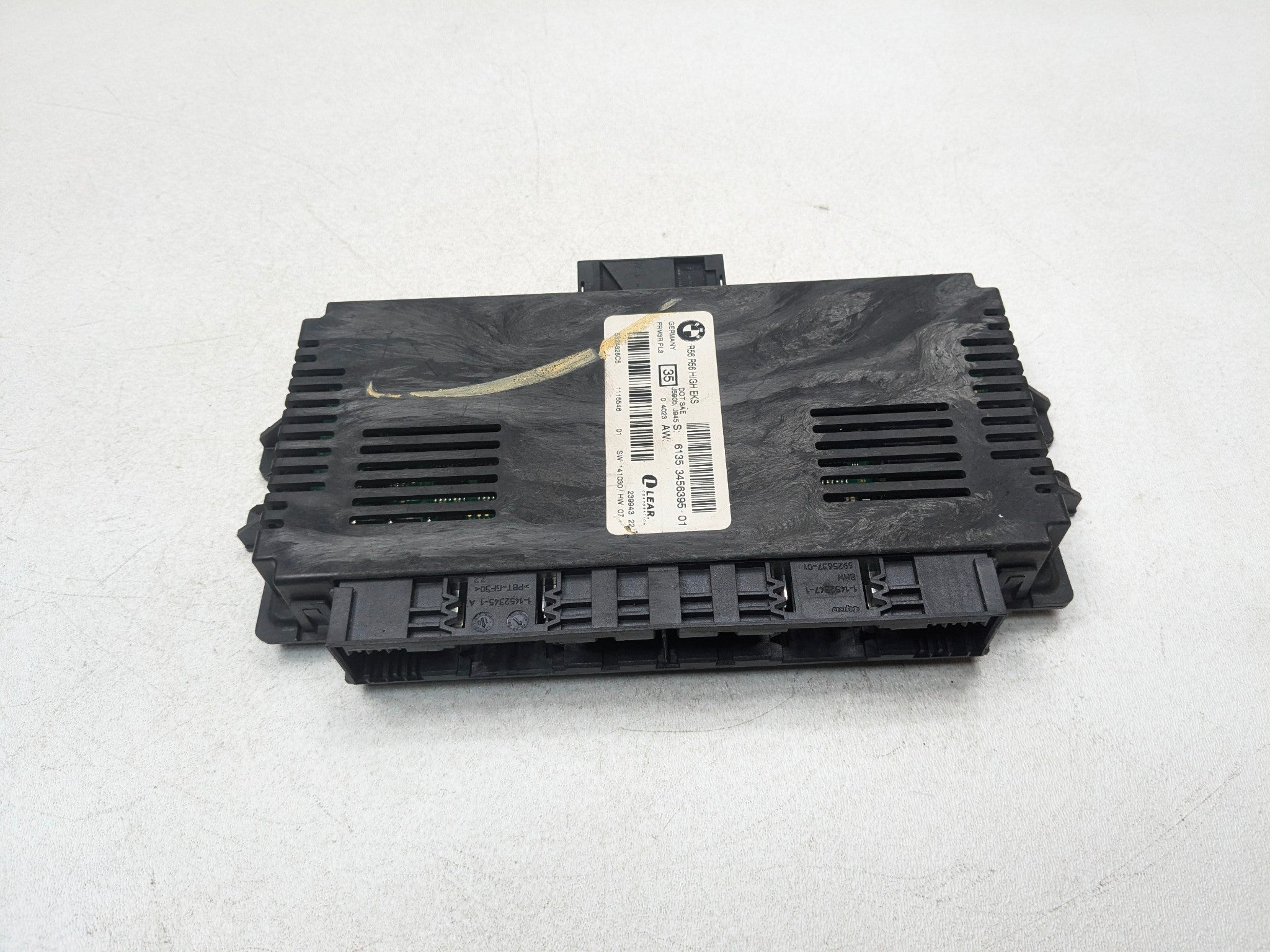 2011 - 2013 MINI COOPER OEM FOOTWELL BODY COMPUTER CONTROL MODULE BLACK