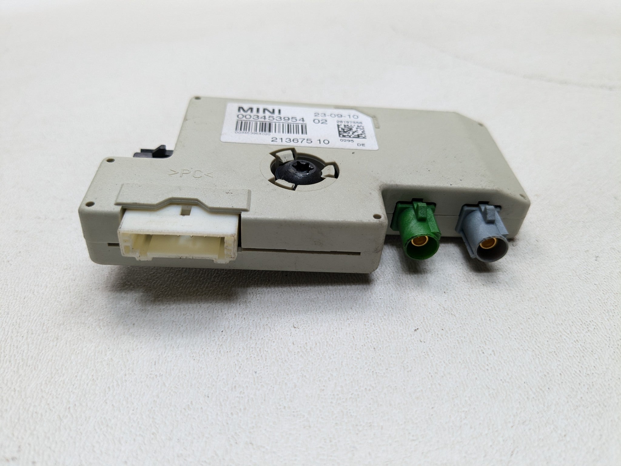 2011 - 2013 MINI COOPER OEM RADIO ANTENNA AMPLIFIER CONTROL MODULE UNIT