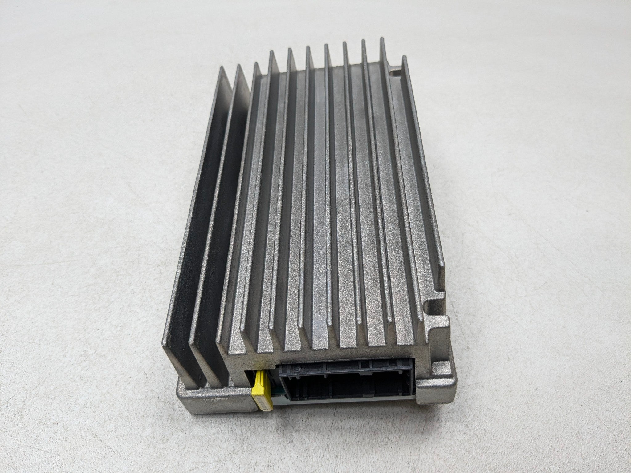 2008 - 2011 BMW X6 OEM HIFI LEAR AUDIO SOUND AMP AMPLIFIER UNIT