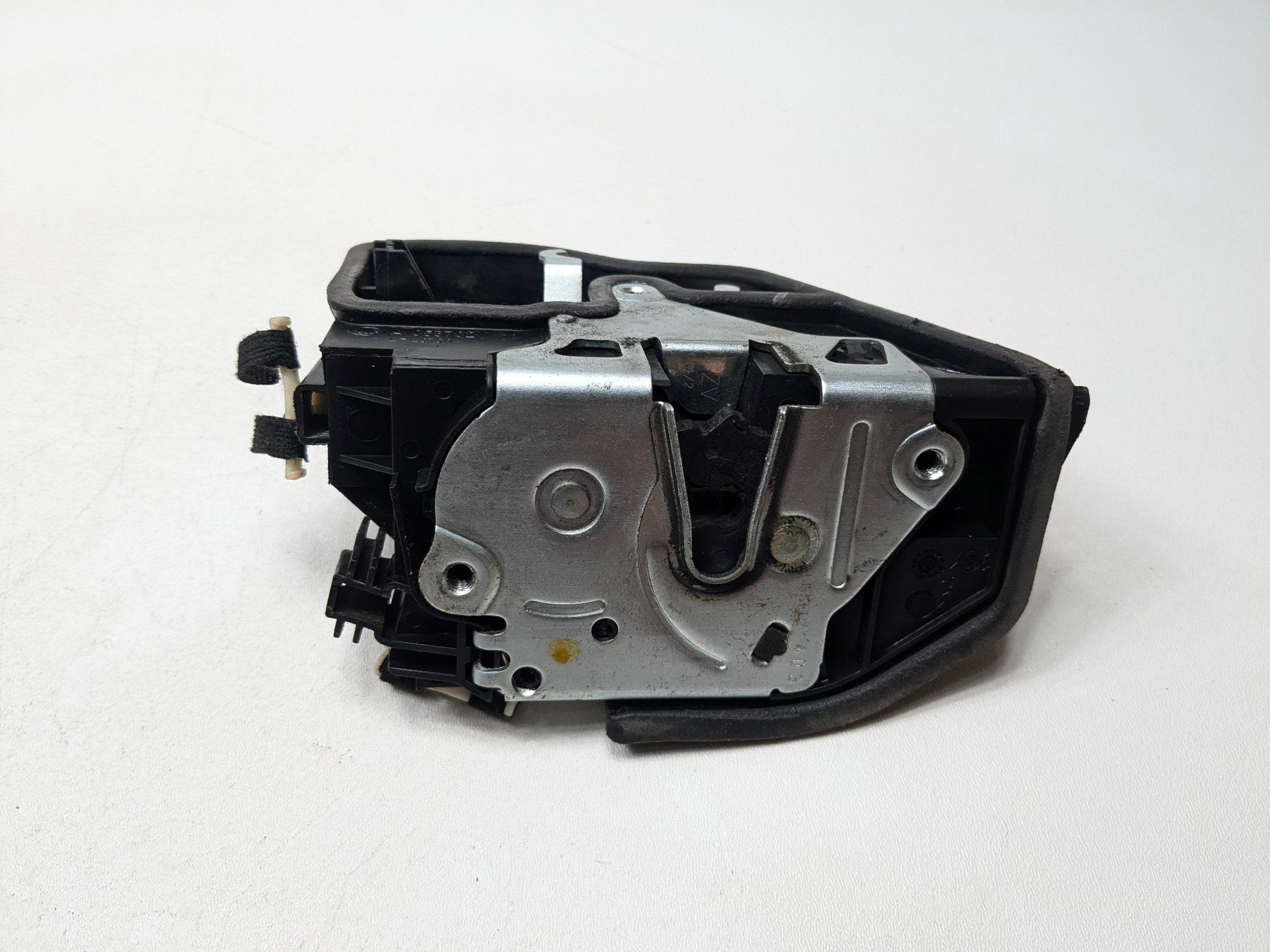 2014 - 2016 BMW 228I OEM DOOR LATCH LOCK ACTUATOR FRONT RIGHT PASSENGER SIDE