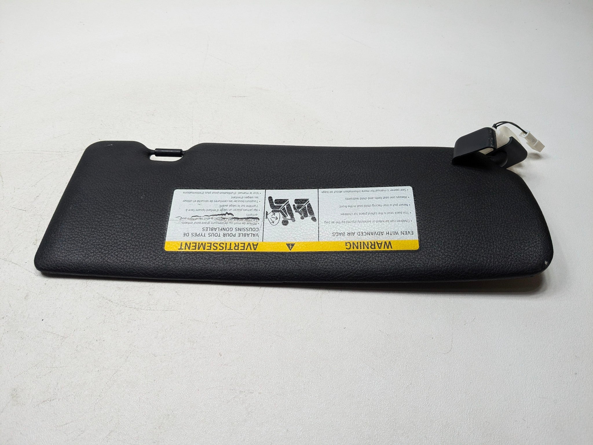 2014 - 2016 BMW 228I OEM SUN VISOR INTERIOR UPPER ROOF FRONT LEFT DRIVER SIDE