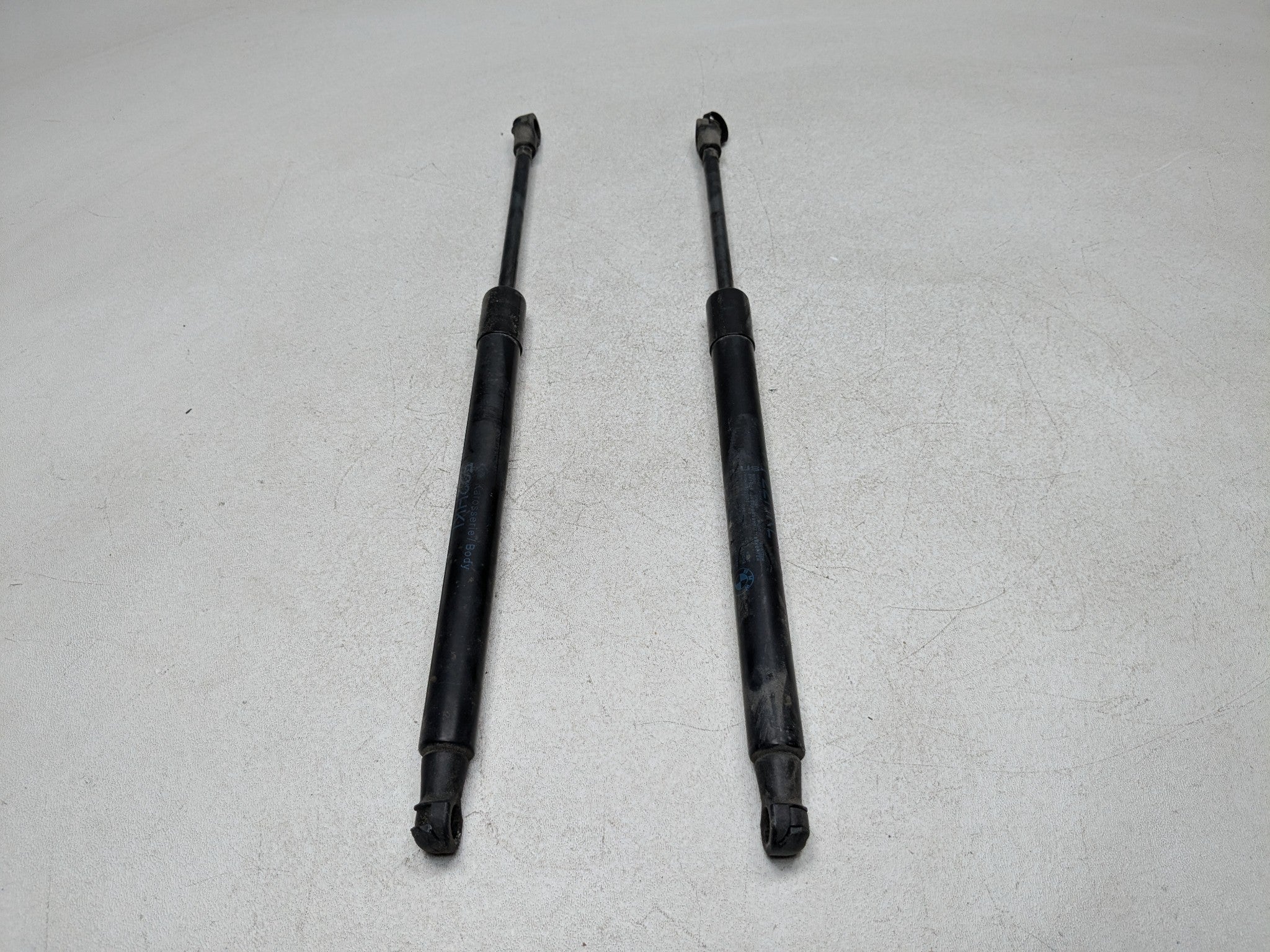 2014 - 2016 BMW 228I OEM TRUNK LID HINGE SHOCK SUPPORT STRUT SET
