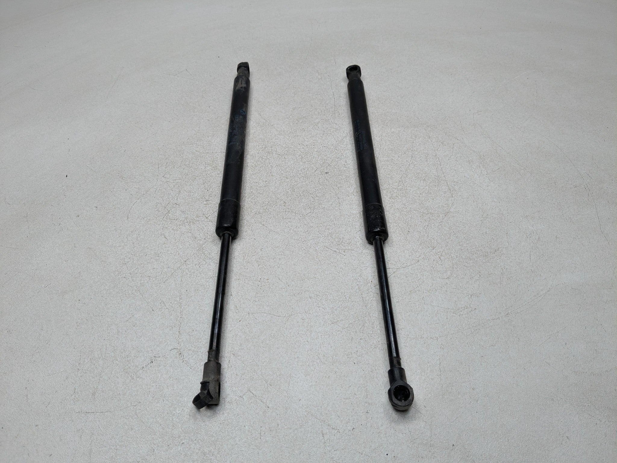 2014 - 2016 BMW 228I OEM TRUNK LID HINGE SHOCK SUPPORT STRUT SET