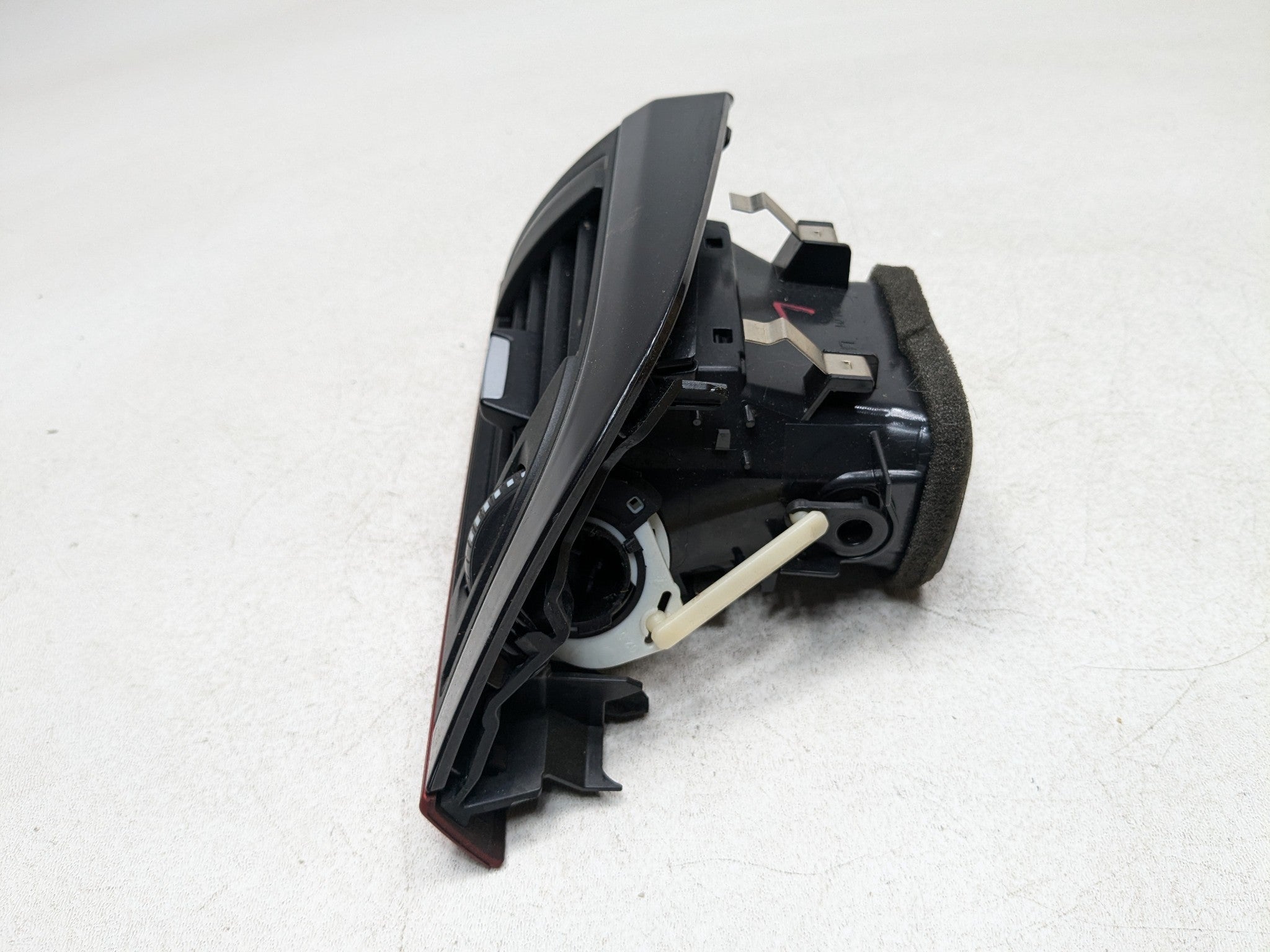 2014 - 2016 BMW 228I OEM AIR CONDITIONING HEATER VENTS FRONT LEFT DRIVER SIDE