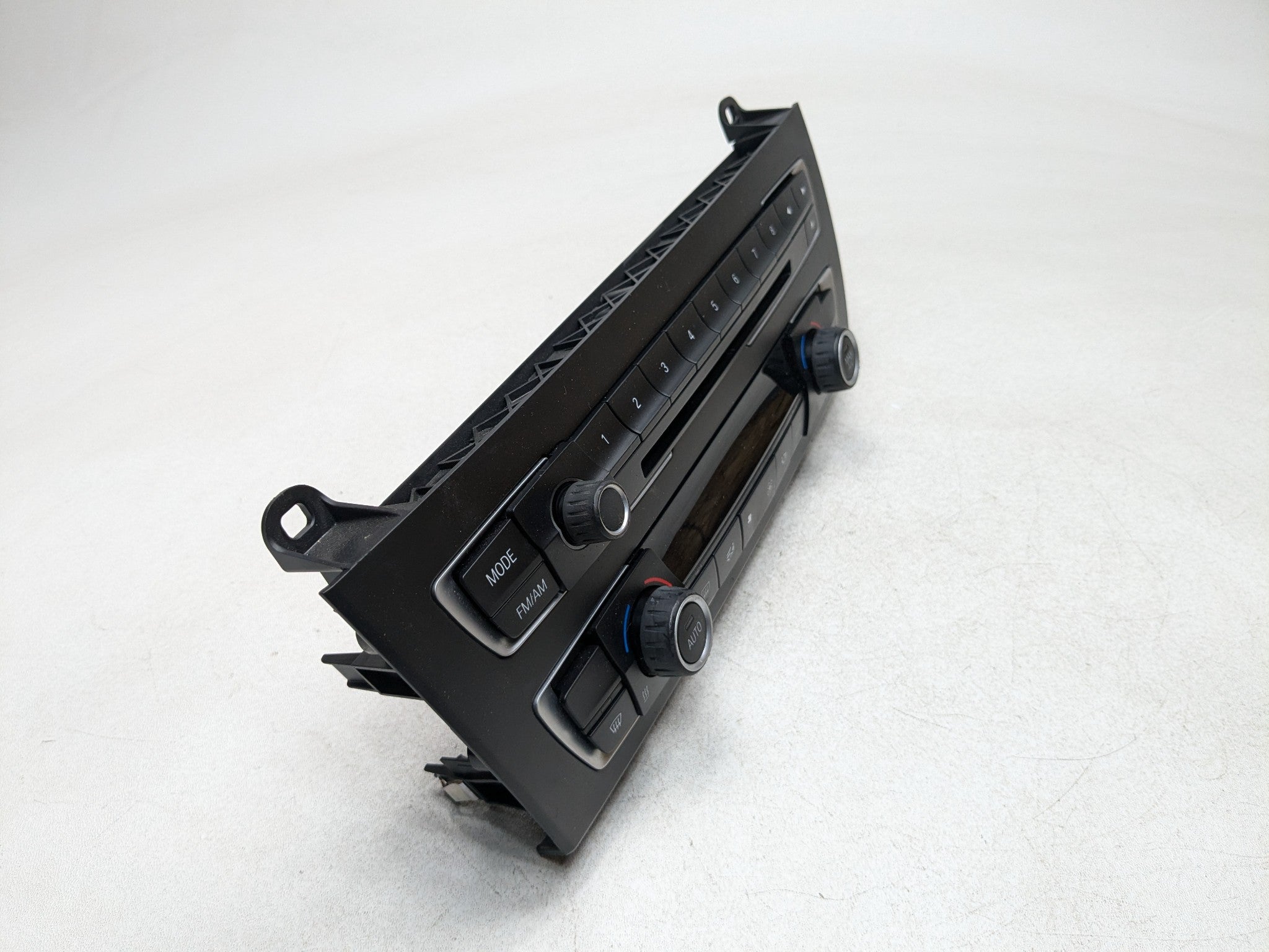 2014 - 2016 BMW 228I OEM HVAC AC HEATER CLIMATE CONTROL SWITCH FRONT WITH AM FM