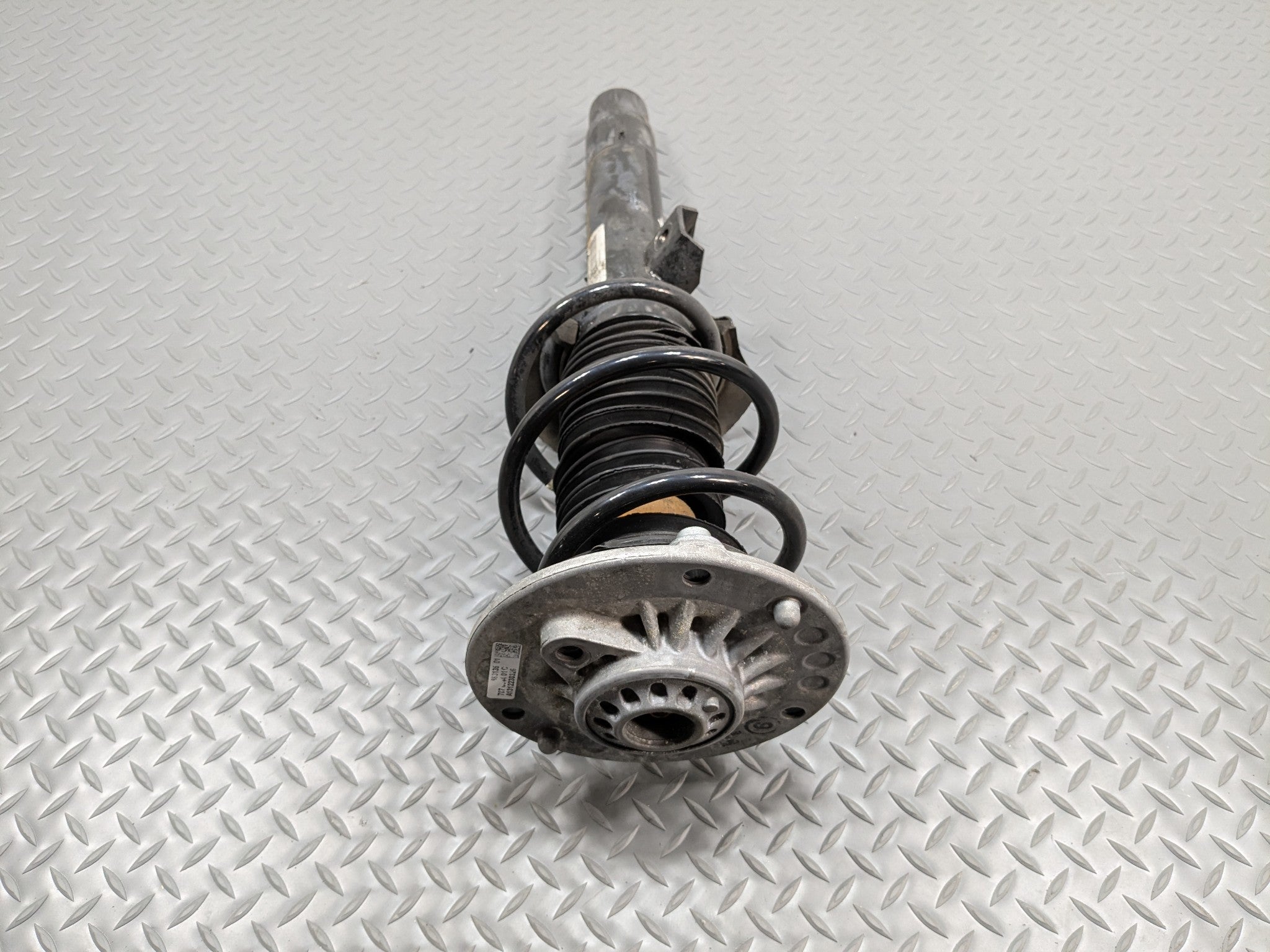 2014 - 2016 BMW 228I OEM SHOCK ABSORBER STRUT ASSEMBLY FRONT RIGHT PASSENGER