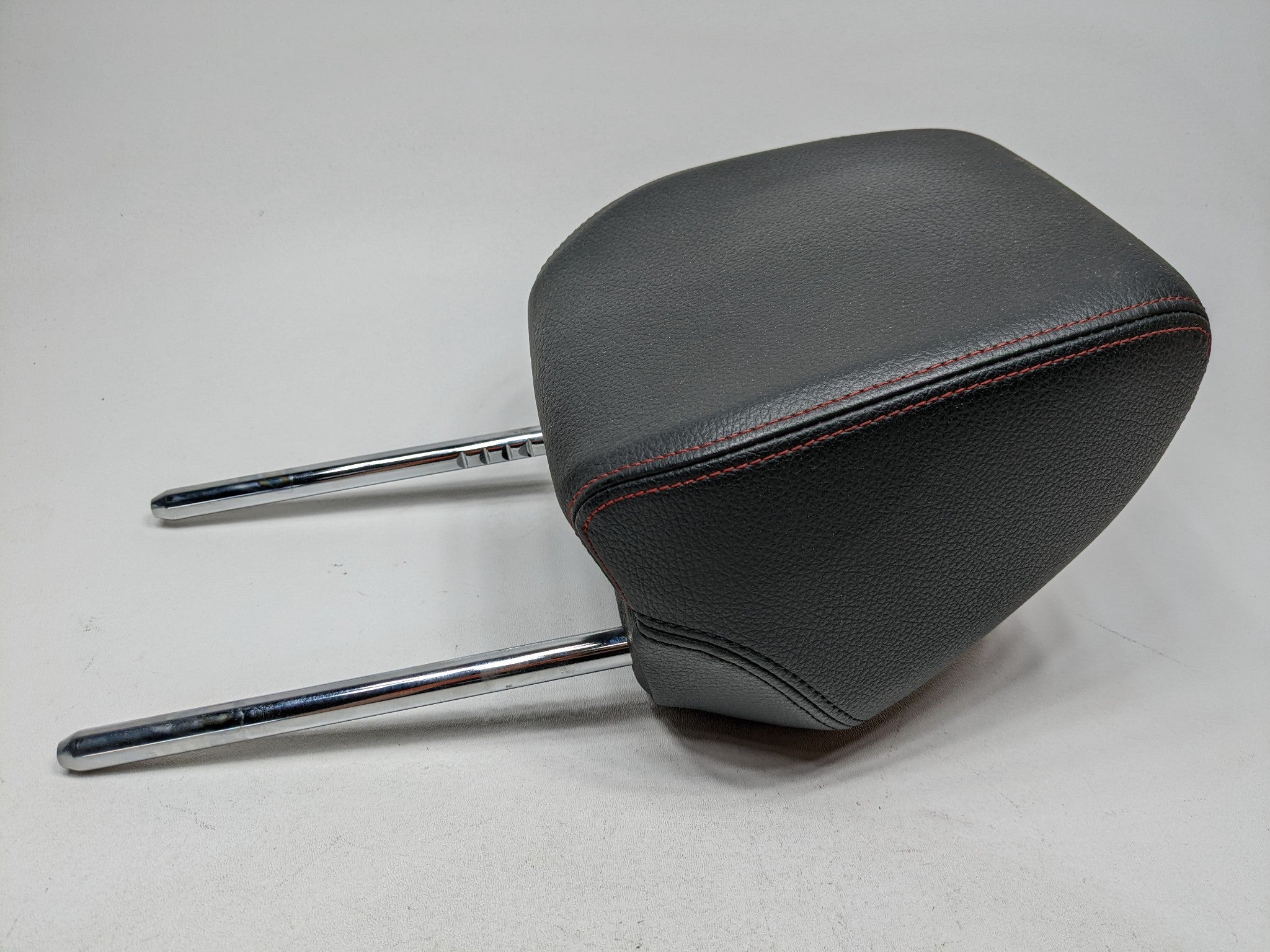 2014 - 2016 BMW 228I OEM SEAT HEADREST LEATHER BLACK FRONT LEFT DRIVER SIDE