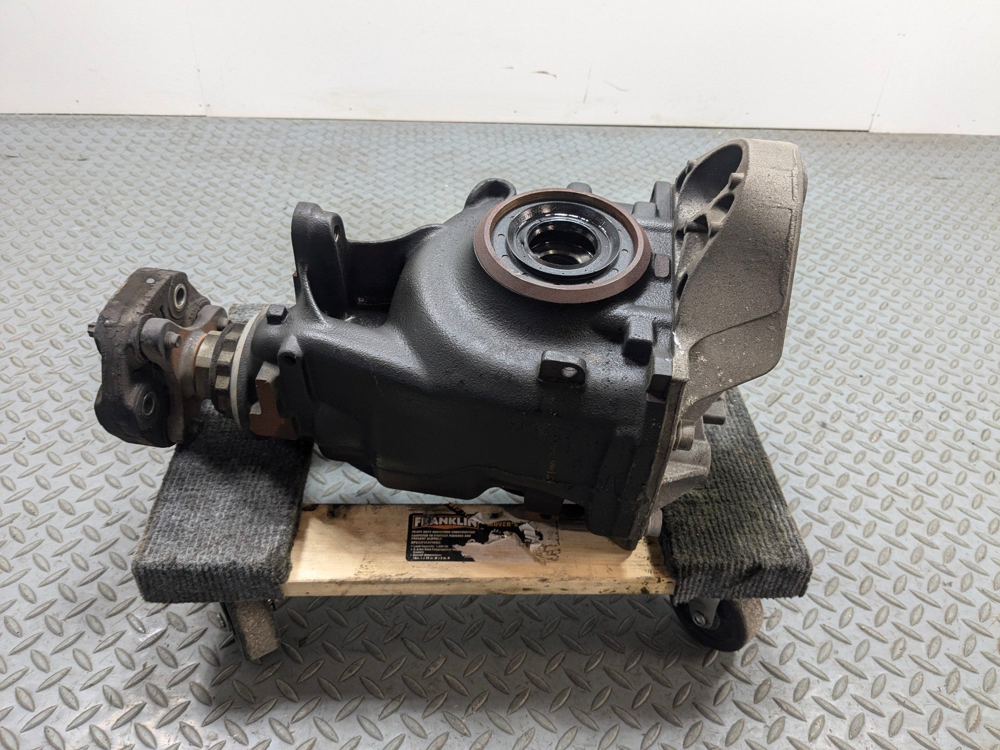 2014 - 2016 BMW 228I OEM REAR AXLE DIFFERENTIAL CARRIER ASSEMBLY