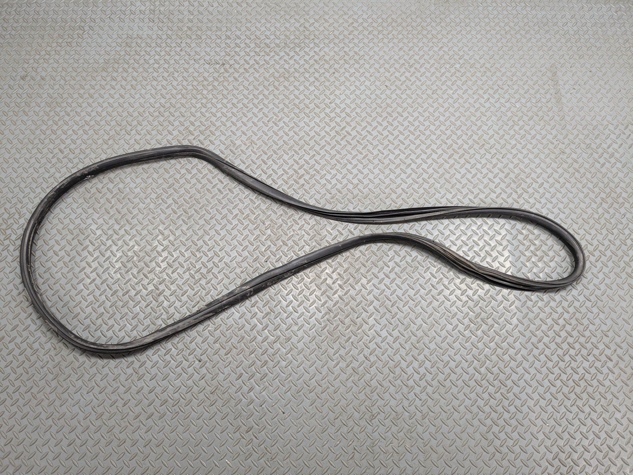 2004 - 2008 ACURA TSX OEM DOOR SEAL WEATHER STRIPPING RUBBER FRONT RIGHT SIDE