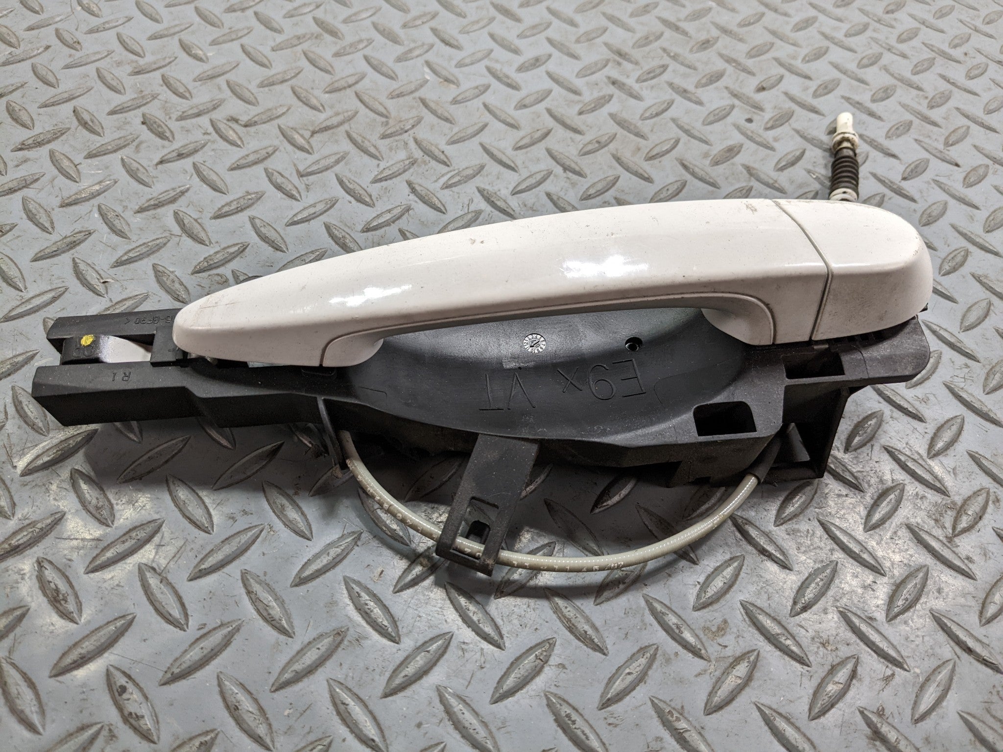 07 - 08 BMW 328I OEM EXTERIOR DOOR HANDLE ASSEMBLY FRONT RIGHT PASSENGER SIDE