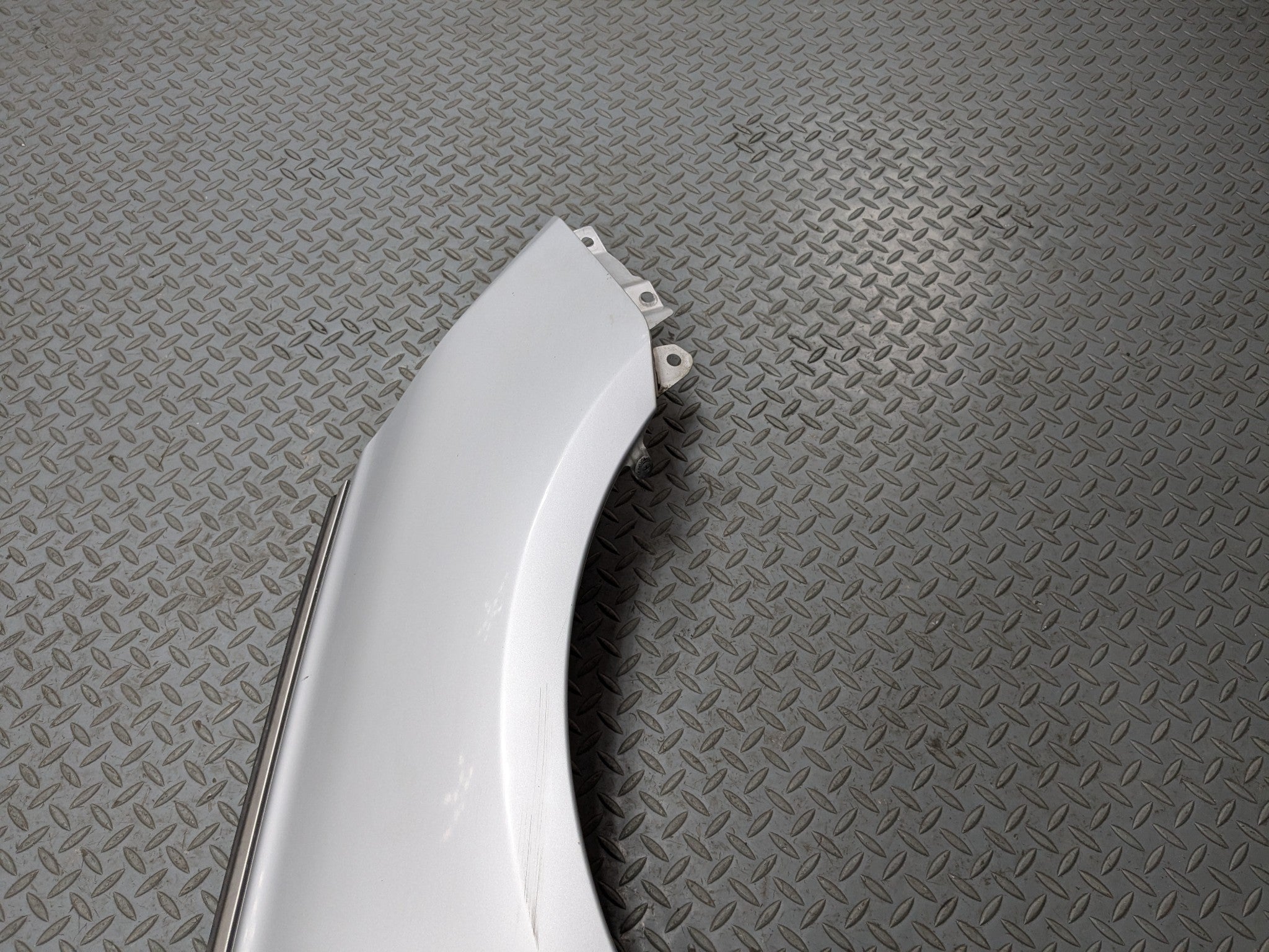 11 - 2013 HYUNDAI SONATA OEM FENDER COVER PANEL RADIANT SILVER FRONT RIGHT SIDE