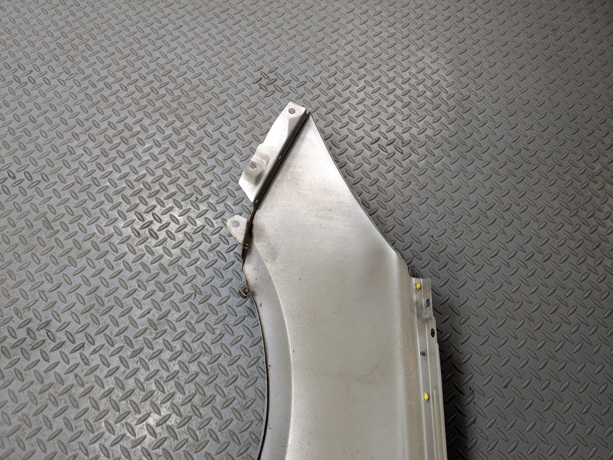 11 - 2013 HYUNDAI SONATA OEM FENDER COVER PANEL RADIANT SILVER FRONT RIGHT SIDE