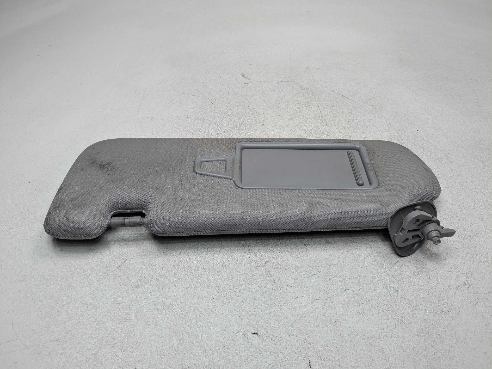11 - 13 HYUNDAI SONATA OEM SUN VISOR INTERIOR UPPER ROOF FRONT LEFT DRIVER SIDE