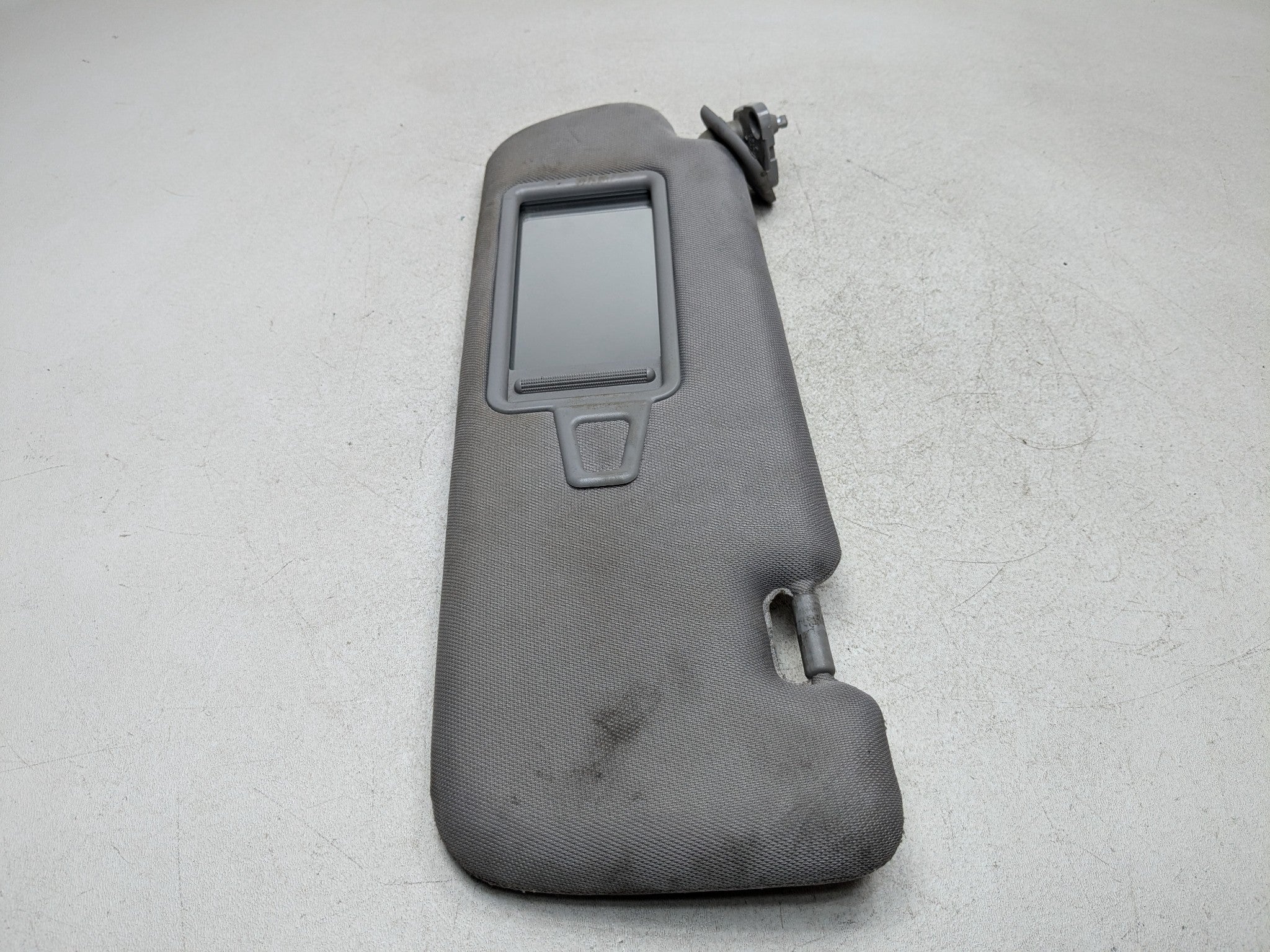 11 - 13 HYUNDAI SONATA OEM SUN VISOR INTERIOR UPPER ROOF FRONT LEFT DRIVER SIDE