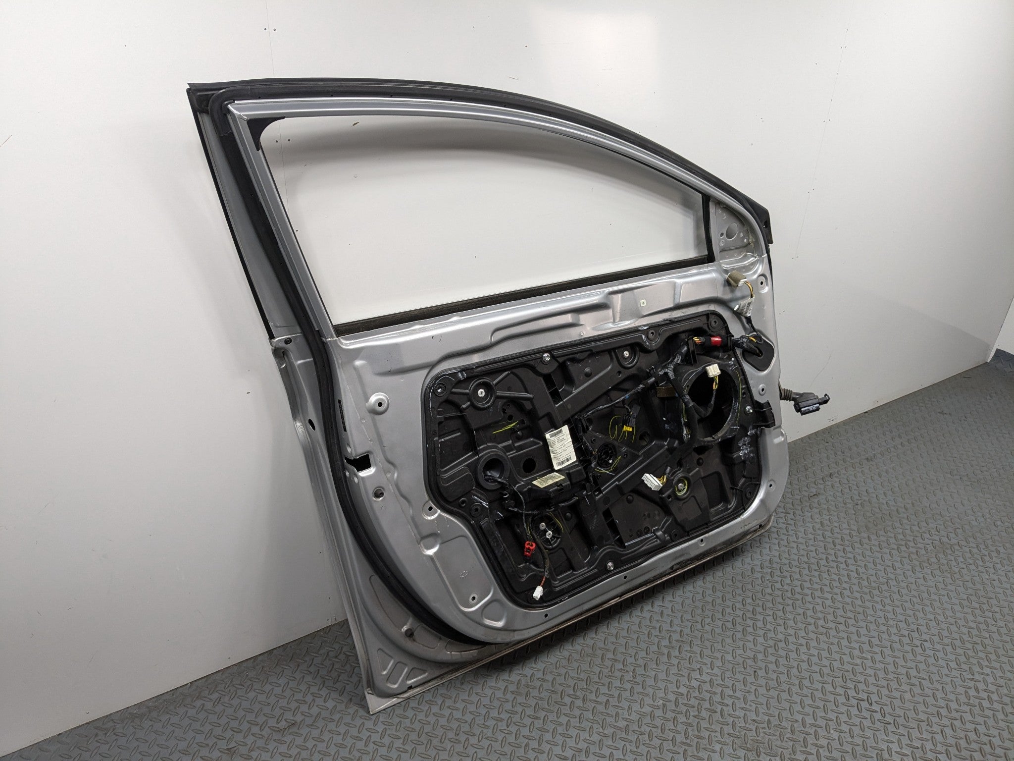 11-13 HYUNDAI SONATA OEM DOOR SHELL PANEL RADIANT SILVER FRONT LEFT DRIVER SIDE