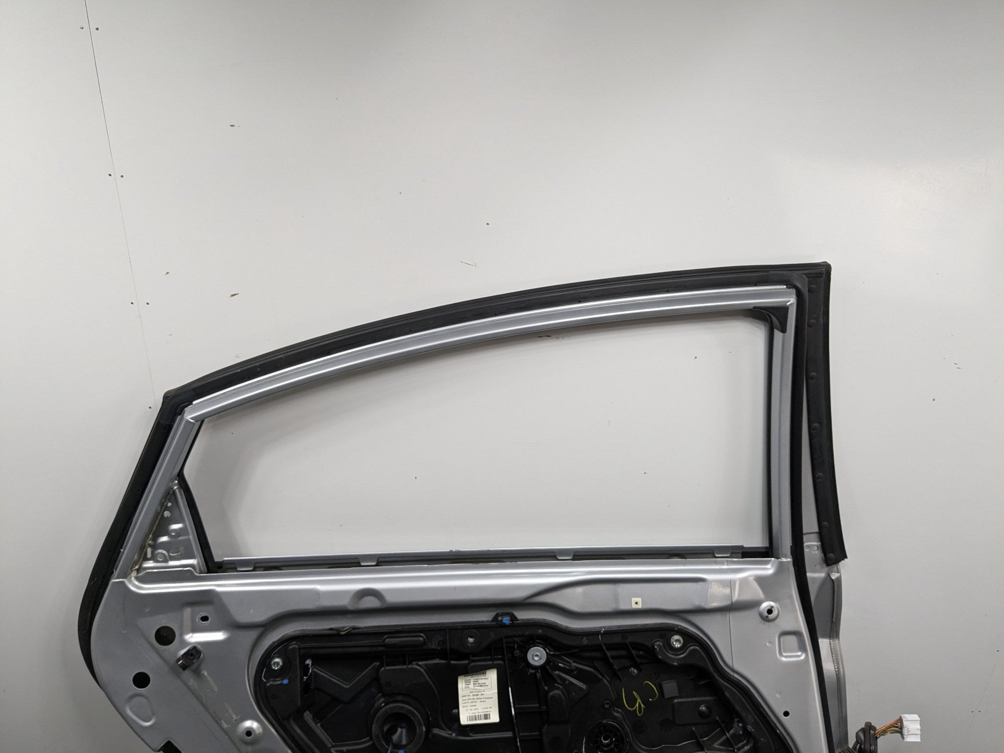 11-13 HYUNDAI SONATA OEM DOOR SHELL PANEL RADIANT SILVER REAR LEFT DRIVER SIDE