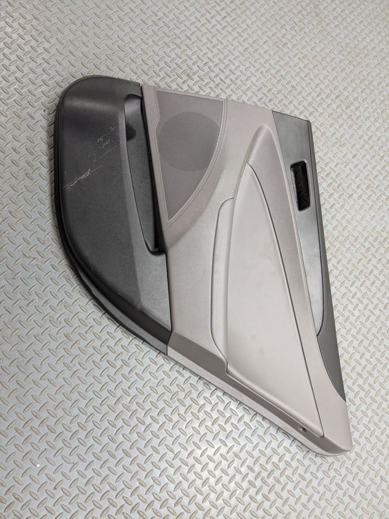 11 - 13 HYUNDAI SONATA OEM INTERIOR DOOR TRIM PANEL REAR RIGHT PASSENGER SIDE