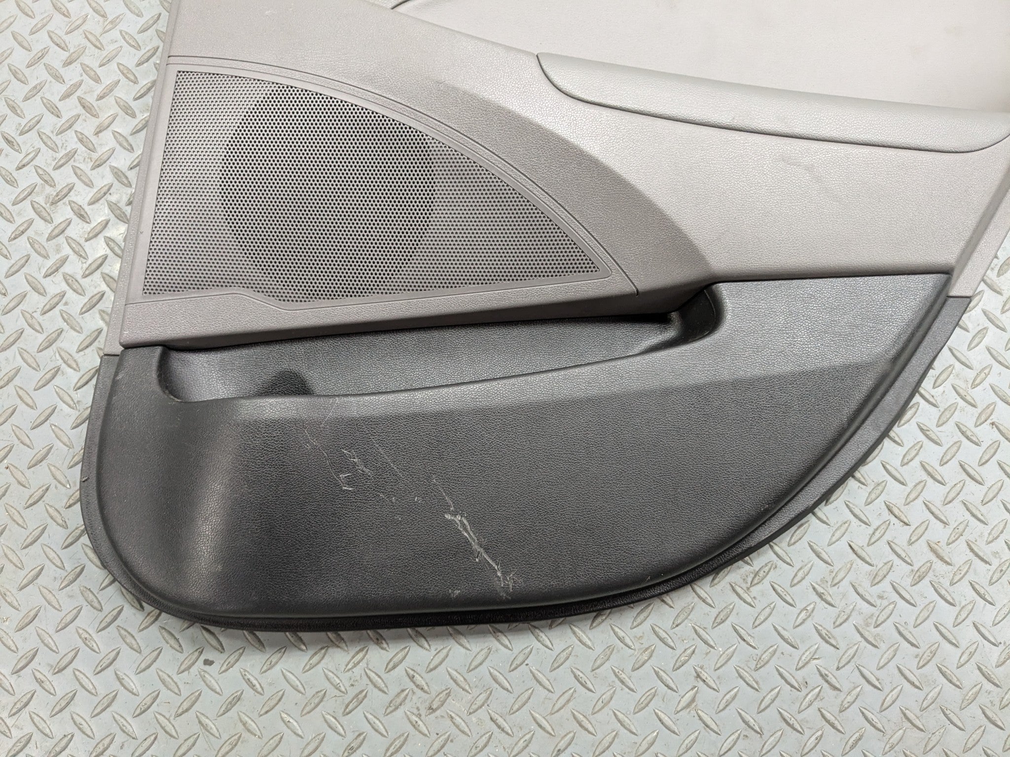 11 - 13 HYUNDAI SONATA OEM INTERIOR DOOR TRIM PANEL REAR RIGHT PASSENGER SIDE