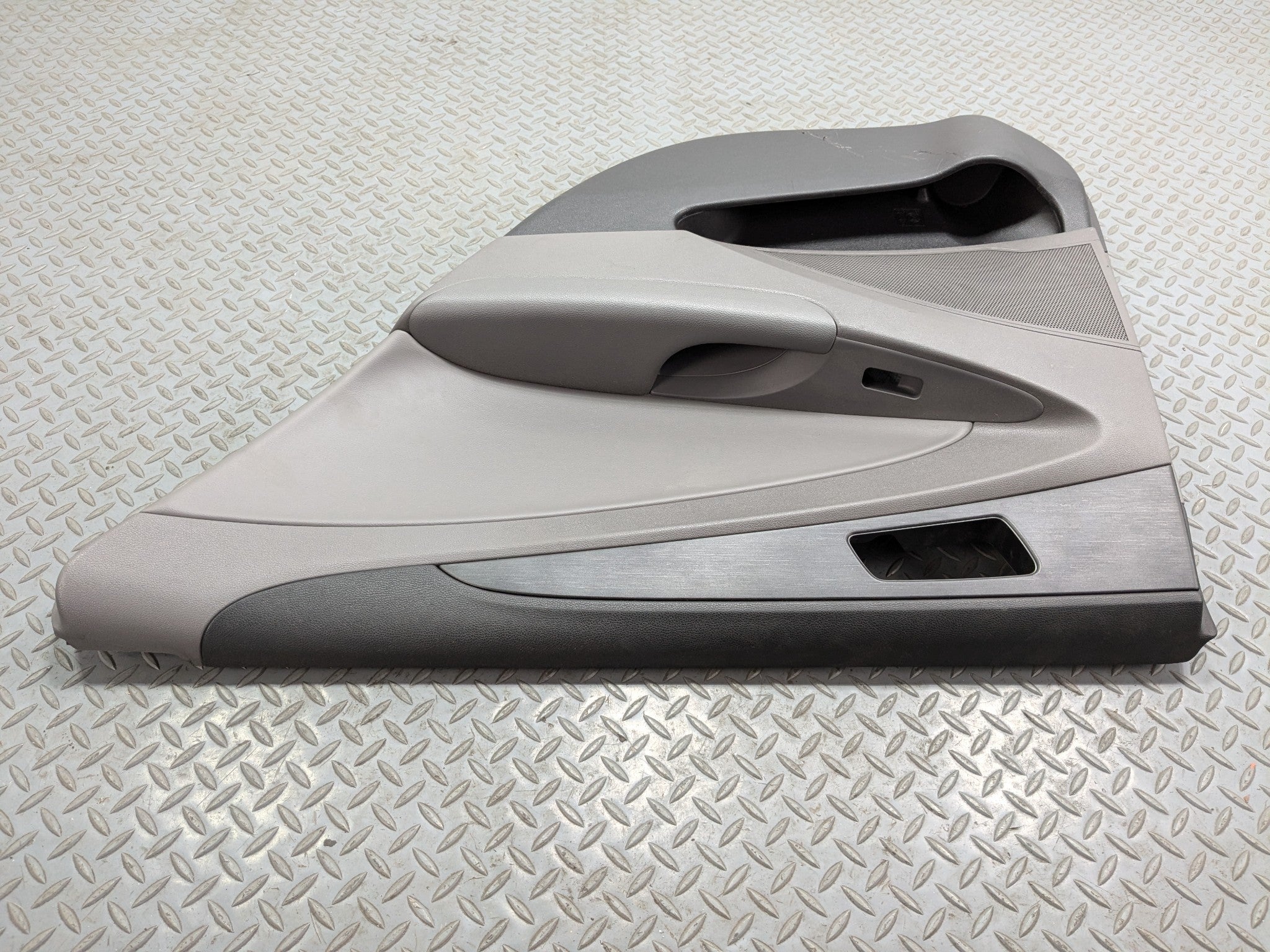 11 - 13 HYUNDAI SONATA OEM INTERIOR DOOR TRIM PANEL REAR RIGHT PASSENGER SIDE
