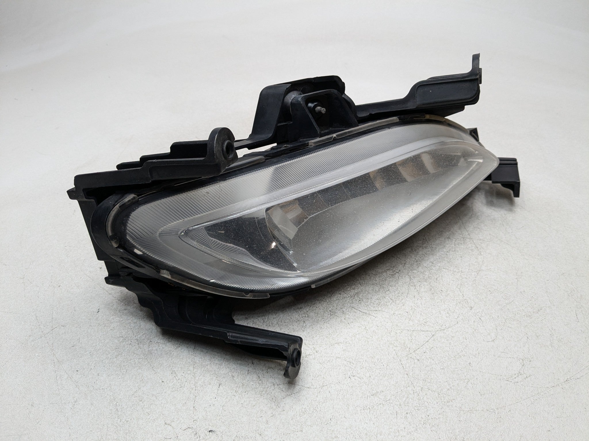 2011 - 2013 HYUNDAI SONATA OEM BUMPER FOG LIGHT LAMP ASSEMBLY FRONT LEFT SIDE