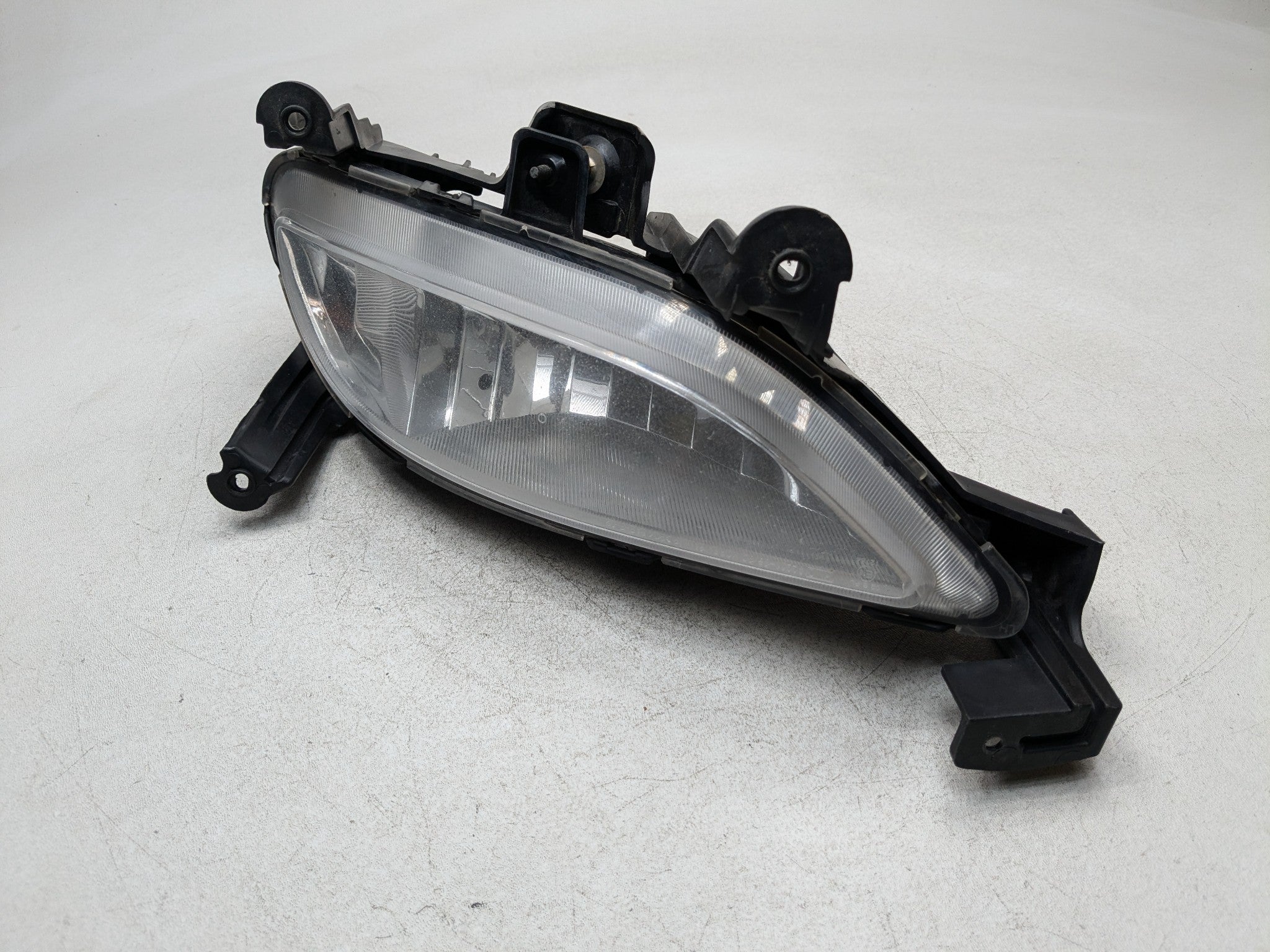 2011 - 2013 HYUNDAI SONATA OEM BUMPER FOG LIGHT LAMP ASSEMBLY FRONT LEFT SIDE