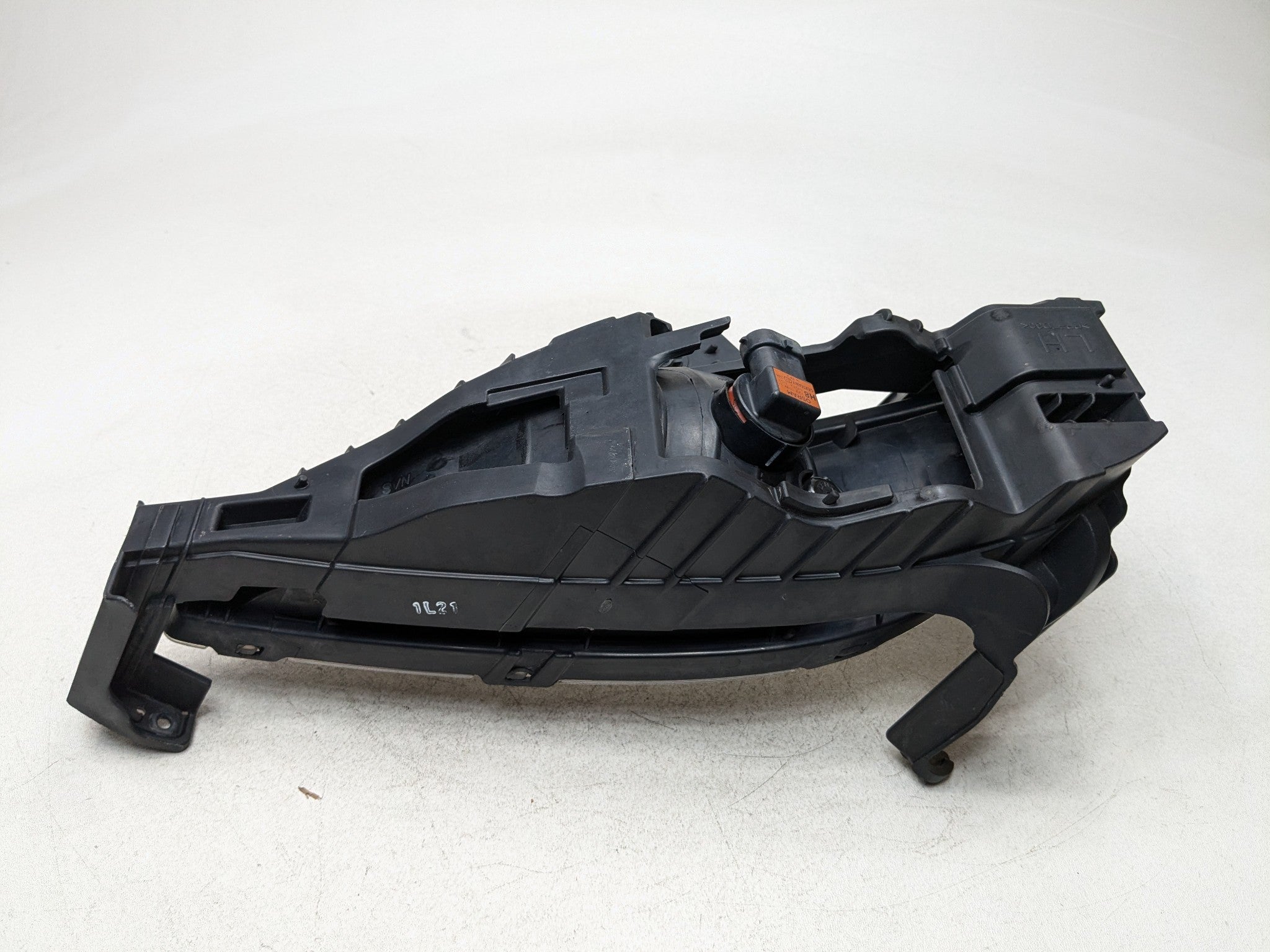 2011 - 2013 HYUNDAI SONATA OEM BUMPER FOG LIGHT LAMP ASSEMBLY FRONT LEFT SIDE