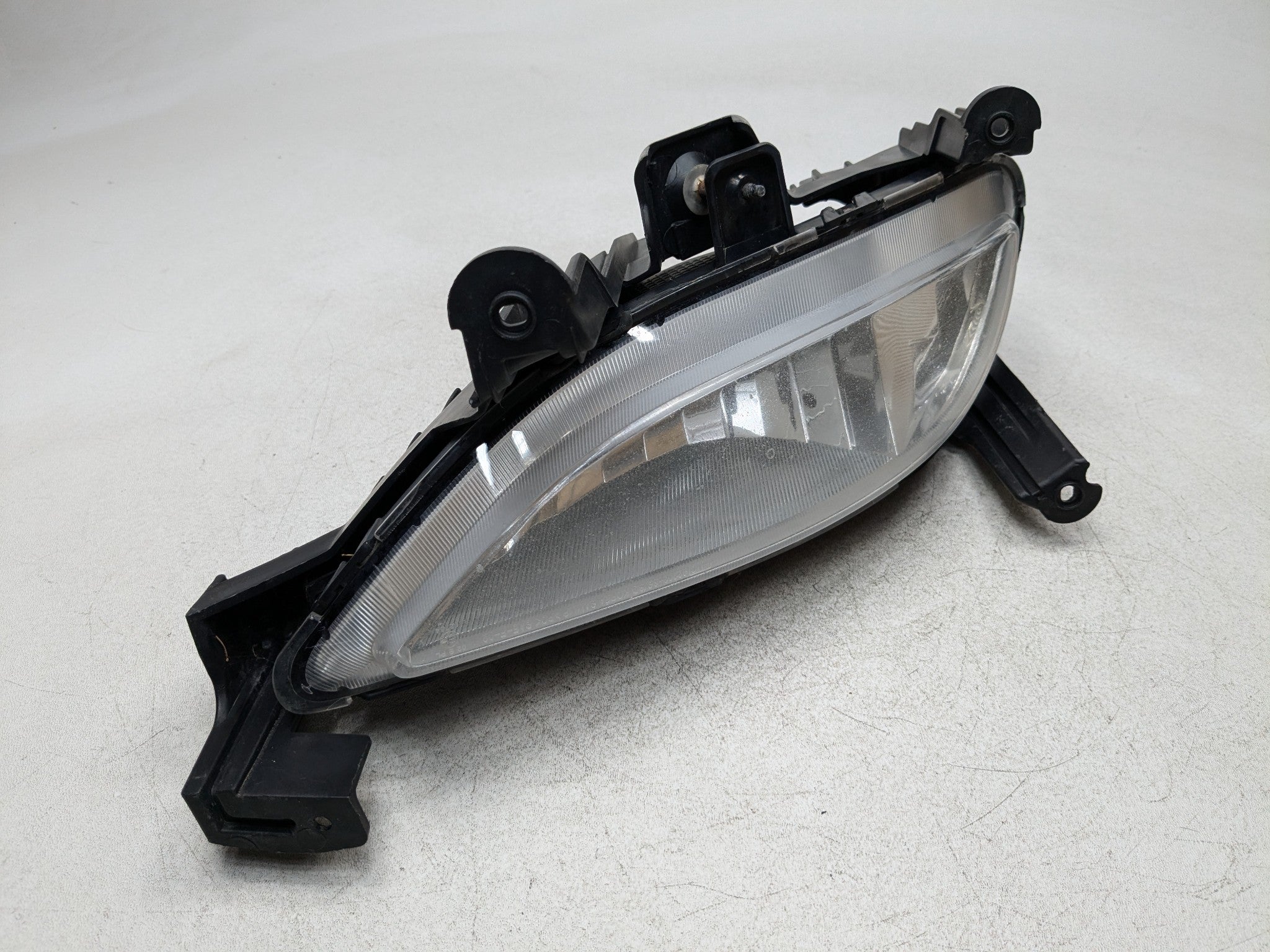 2011 - 2013 HYUNDAI SONATA OEM BUMPER FOG LIGHT LAMP ASSEMBLY FRONT RIGHT SIDE