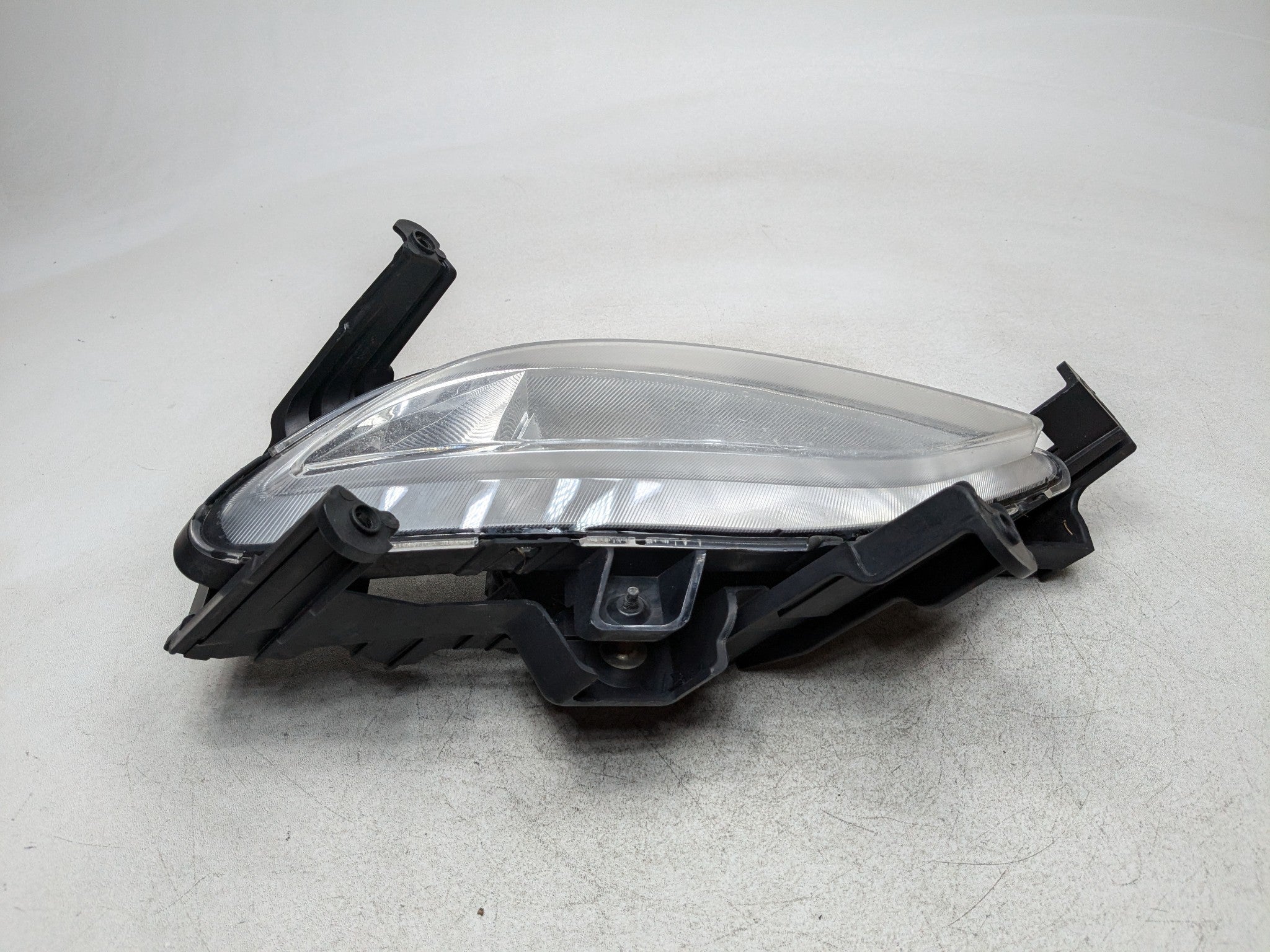 2011 - 2013 HYUNDAI SONATA OEM BUMPER FOG LIGHT LAMP ASSEMBLY FRONT RIGHT SIDE