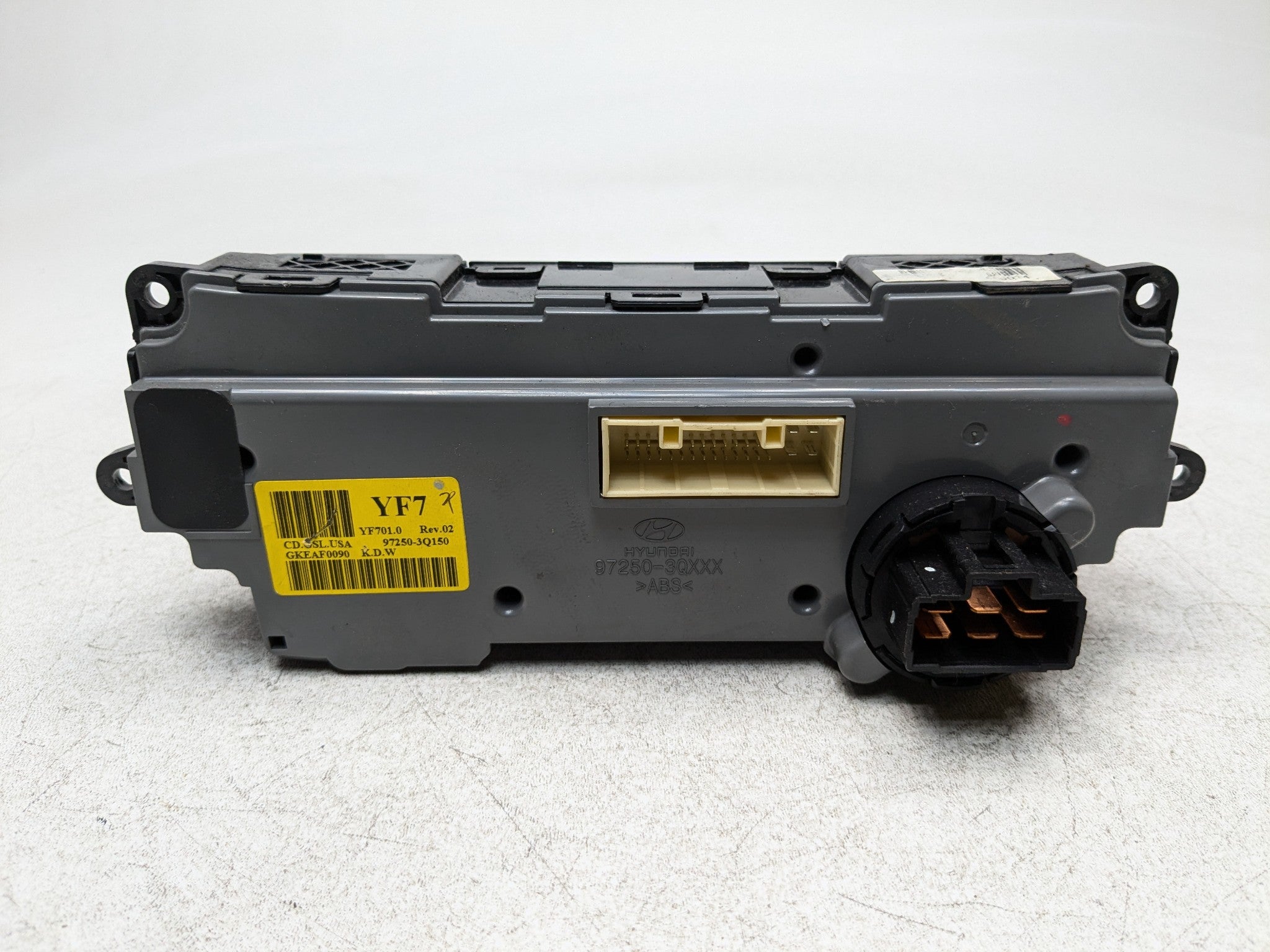 11 - 13 HYUNDAI SONATA OEM CLIMATE CONTROL TEMPERATURE UNIT AC HEATER FRONT SIDE