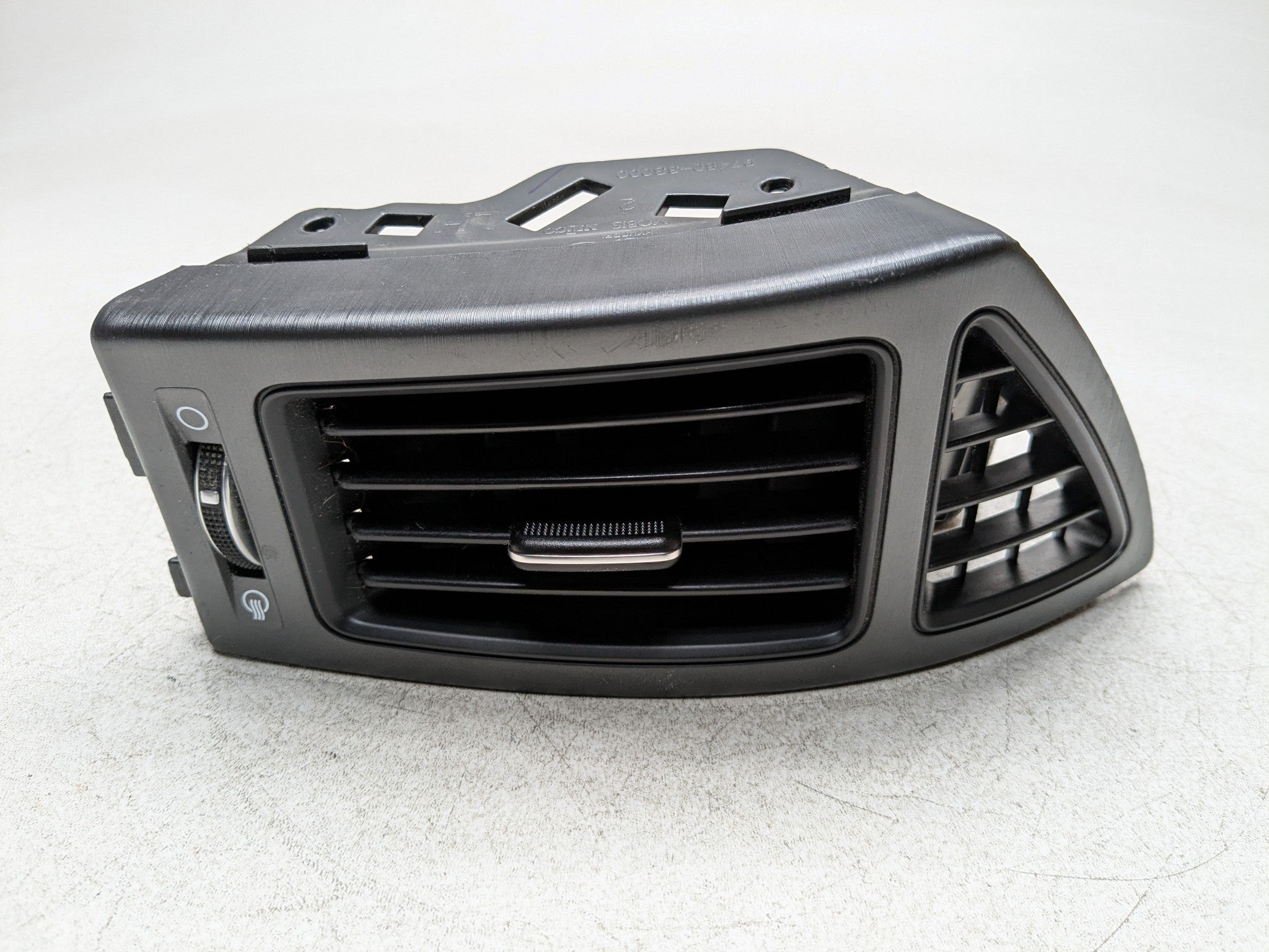 2011 - 2013 HYUNDAI SONATA OEM DASH PANEL AIR HEATER VENT FRONT LEFT DRIVER SIDE