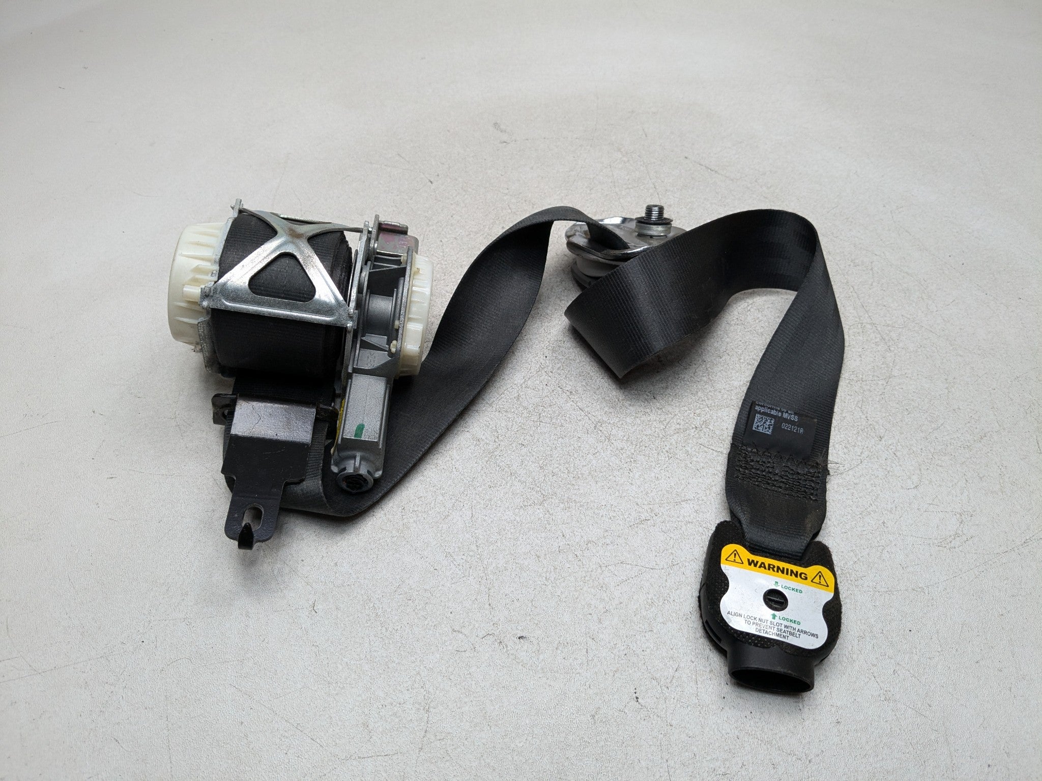 11 - 13 HYUNDAI SONATA OEM SEAT BELT RETRACTOR ASSEMBLY FRONT LEFT DRIVER SIDE