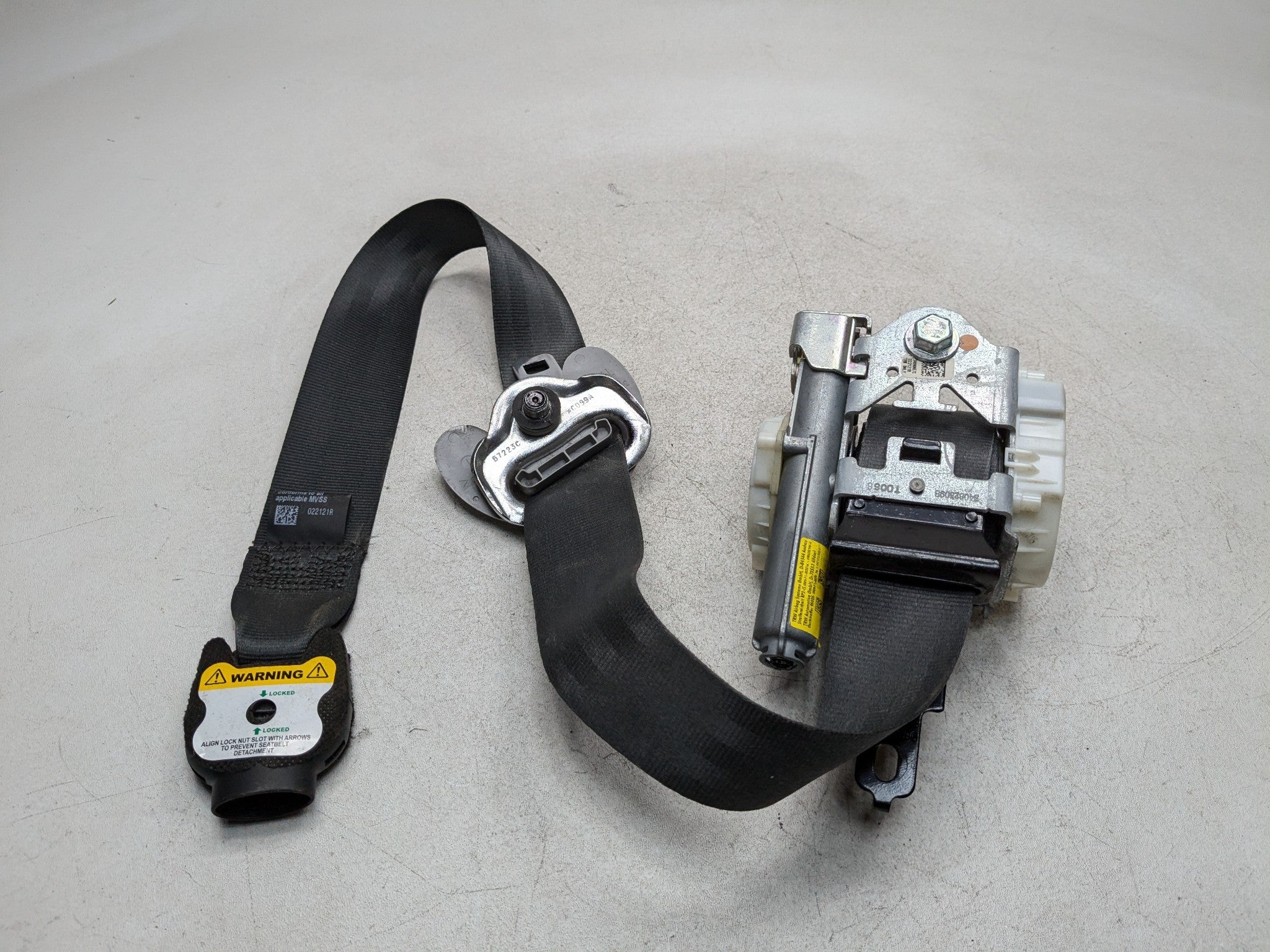 11 - 13 HYUNDAI SONATA OEM SEAT BELT RETRACTOR ASSEMBLY FRONT LEFT DRIVER SIDE