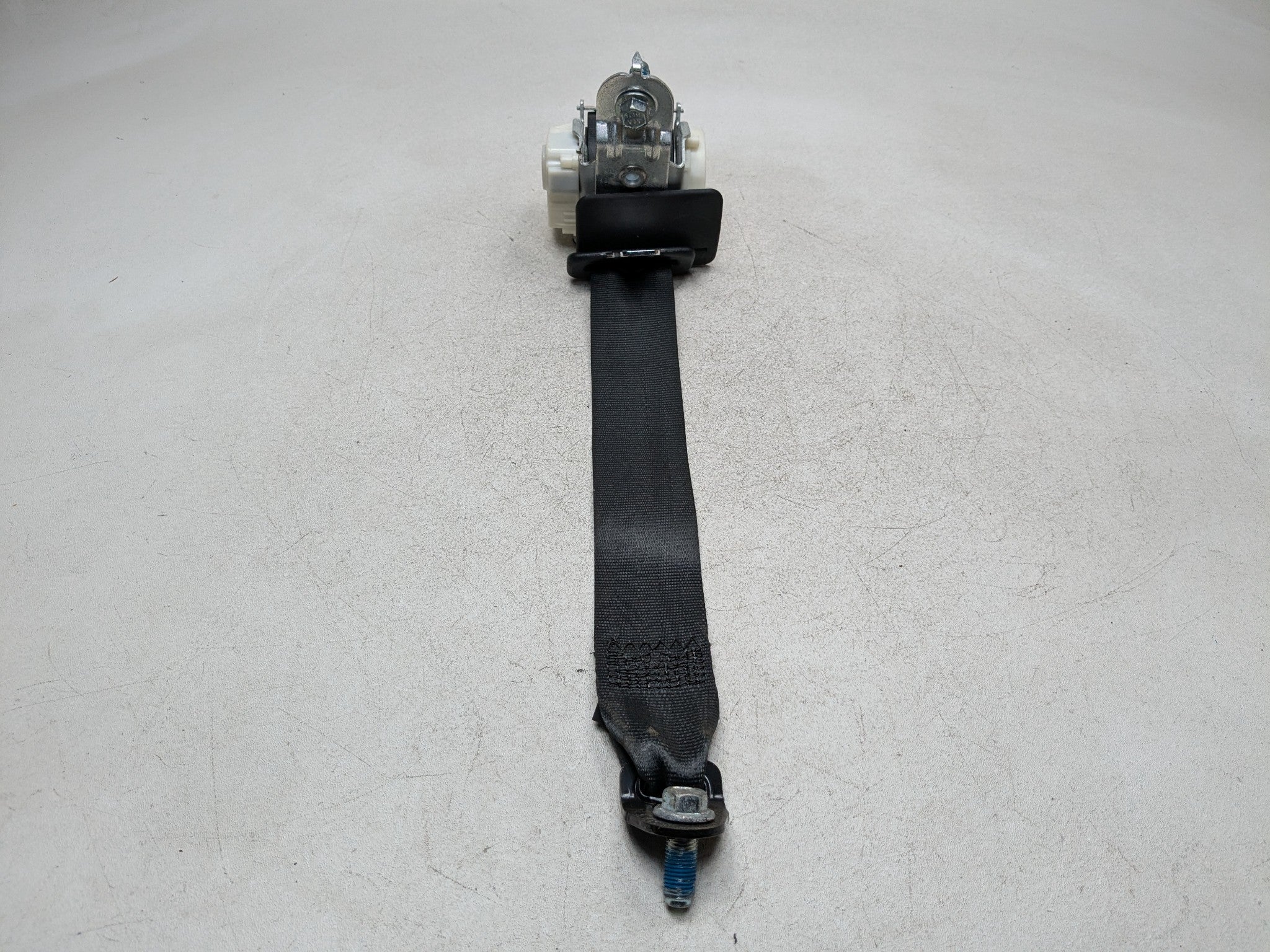 11 - 13 HYUNDAI SONATA OEM SEAT BELT RETRACTOR ASSEMBLY REAR LEFT DRIVER SIDE