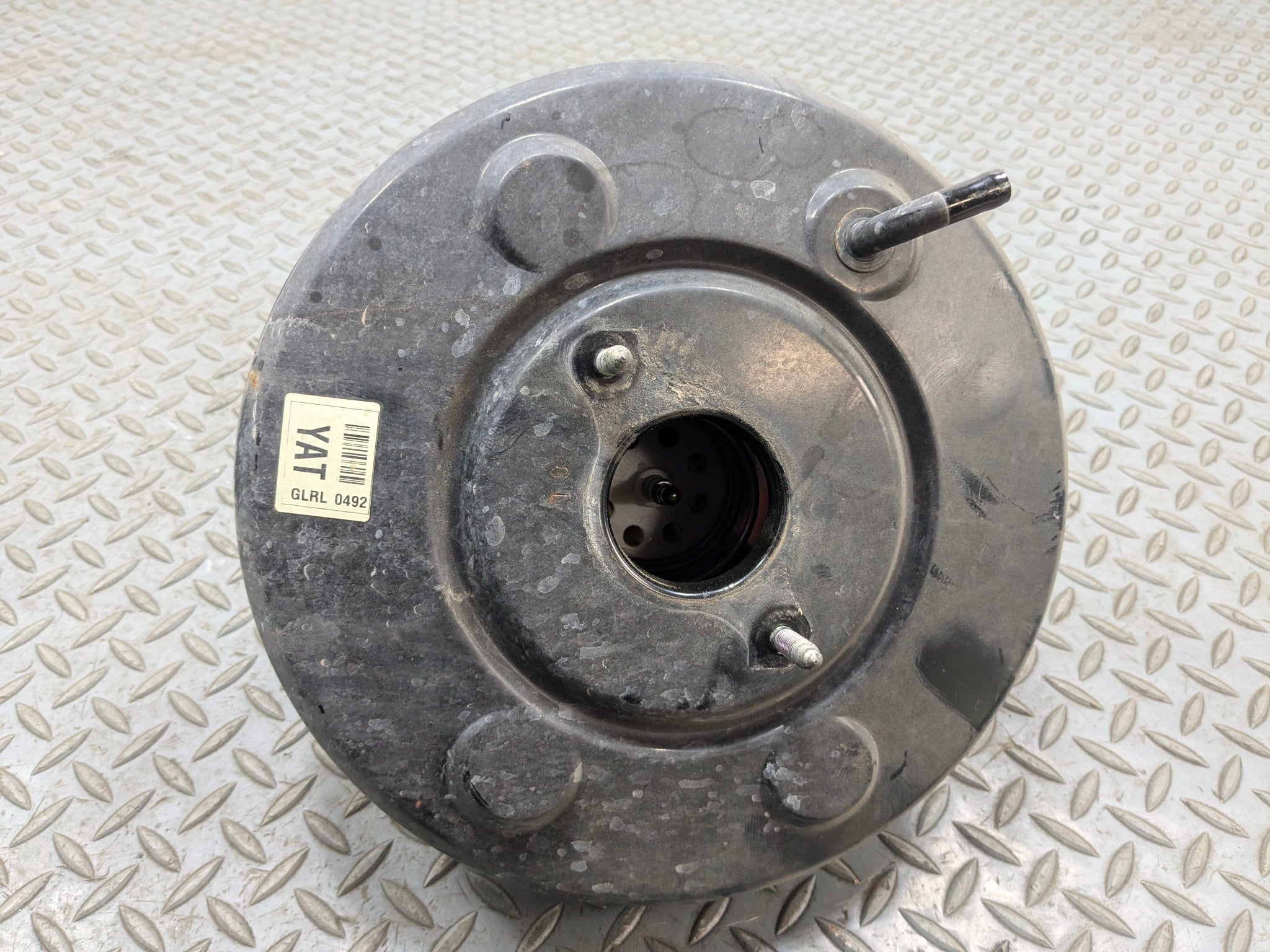 11 - 13 HYUNDAI SONATA OEM POWER BRAKE BOOSTER ASSEMBLY WITHOUT MASTER CYLINDER