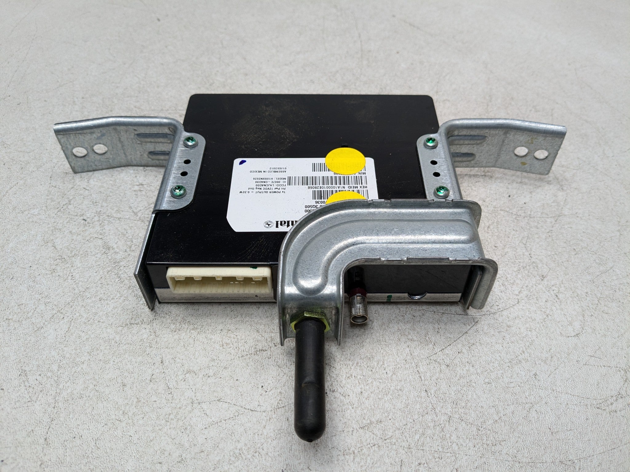 2011 - 2013 HYUNDAI SONATA OEM BLUELINK TELEMATICS COMMUNICATION CONTROL MODULE