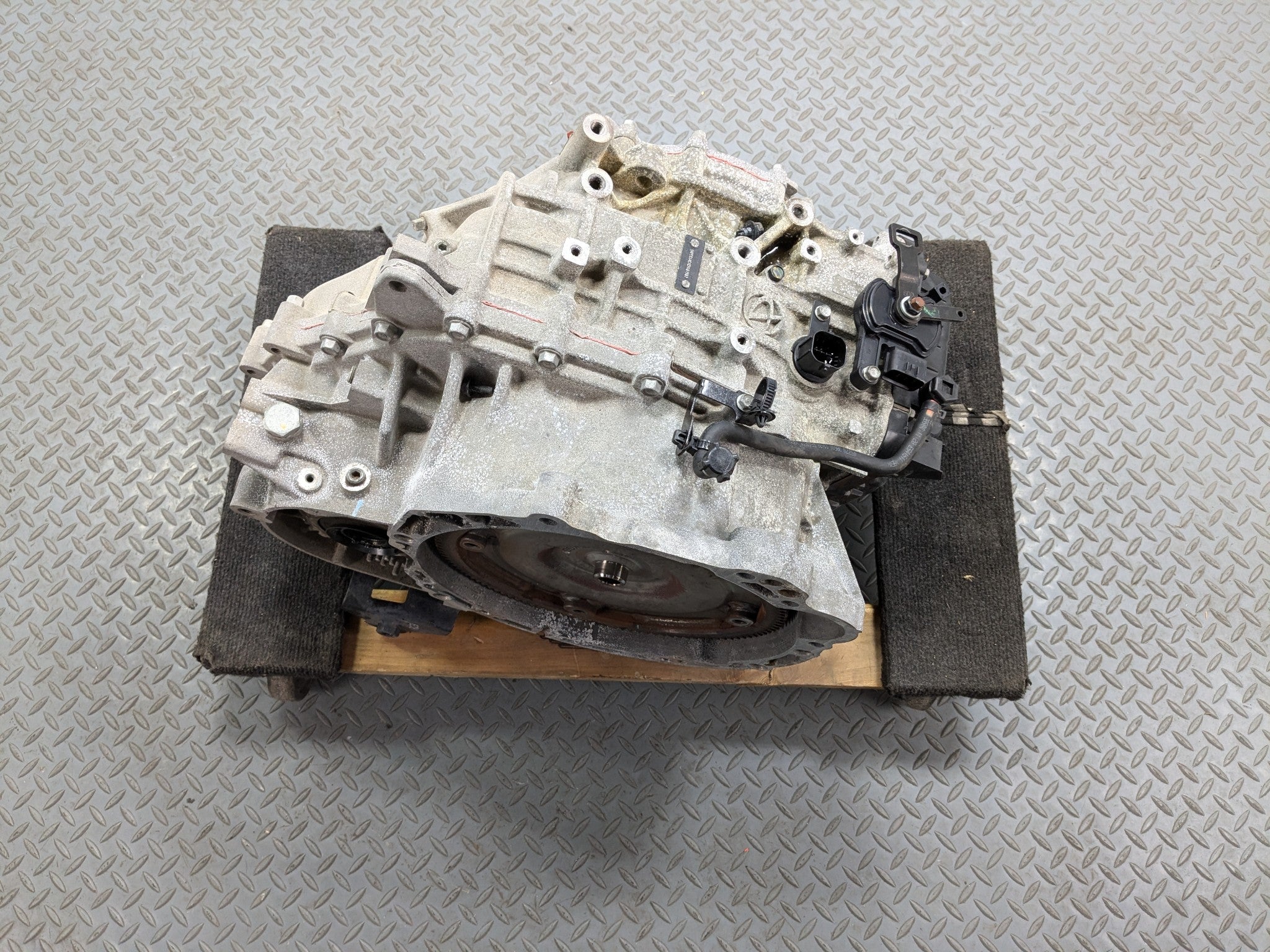 2011 - 2013 HYUNDAI SONATA OEM AUTOMATIC TRANSMISSION GEARBOX ASSEMBLY