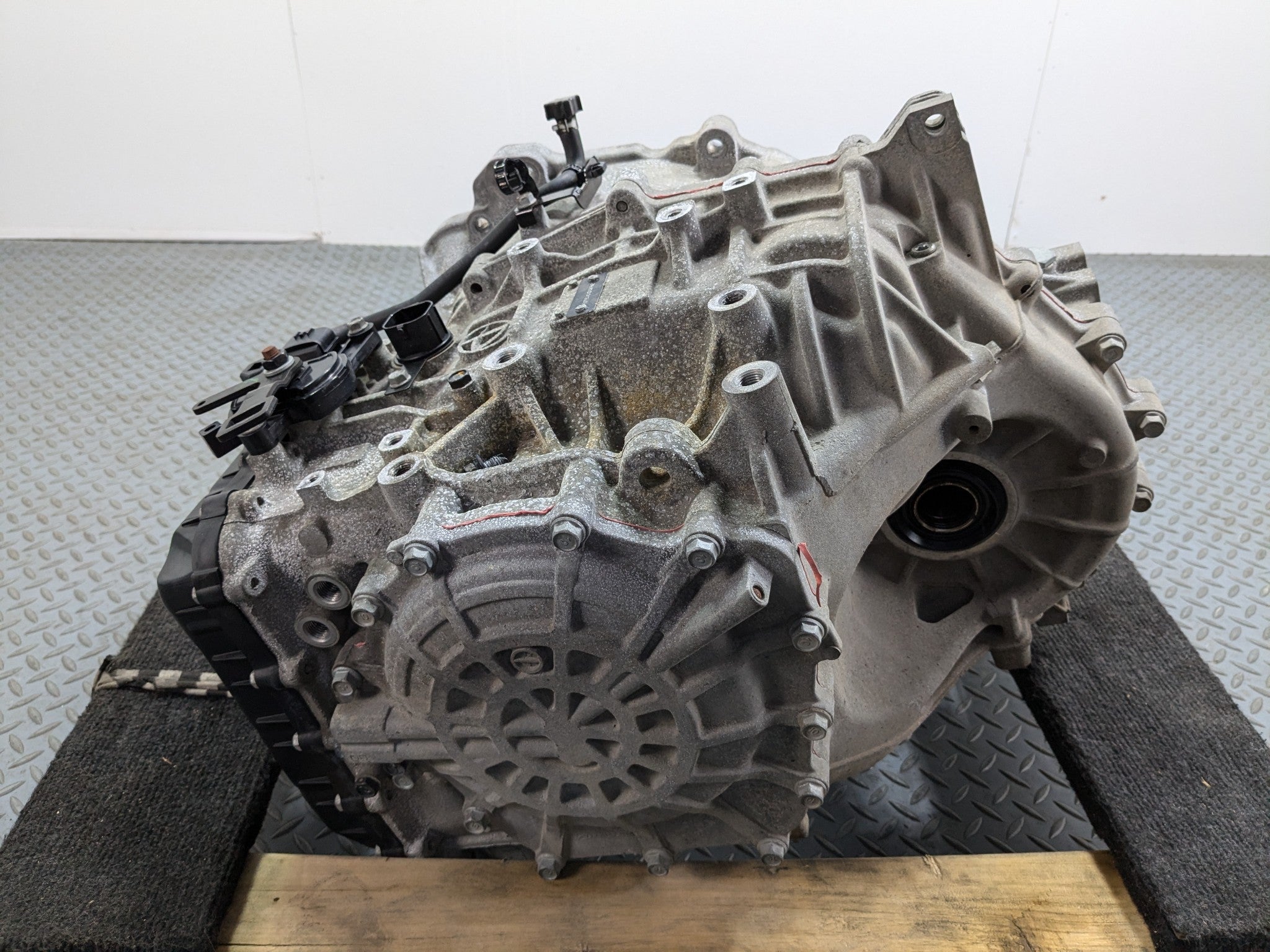 2011 - 2013 HYUNDAI SONATA OEM AUTOMATIC TRANSMISSION GEARBOX ASSEMBLY