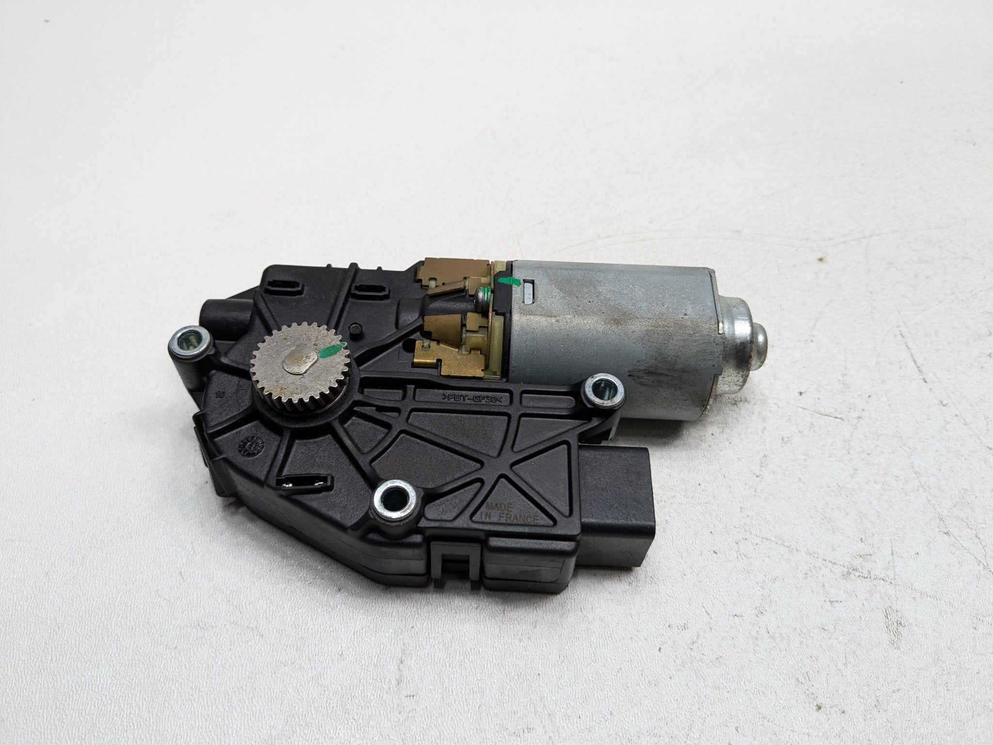 13 - 16 HYUNDAI SANTA FE OEM SUNROOF MOONROOF SLIDING CONTROL MOTOR RIGHT SIDE