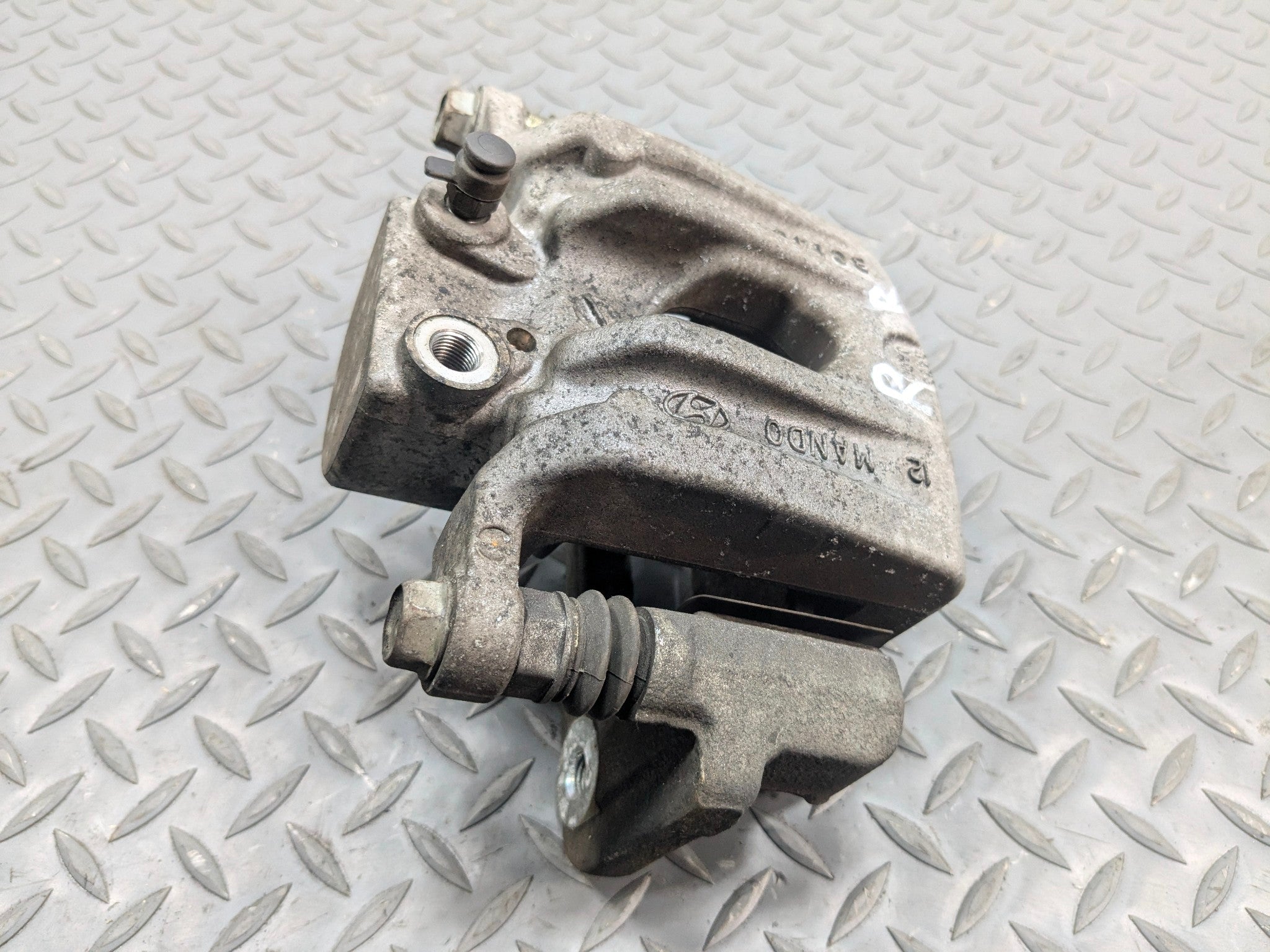 13 - 16 HYUNDAI SANTA FE OEM BRAKE CALIPER ASSEMBLY REAR RIGHT PASSENGER SIDE