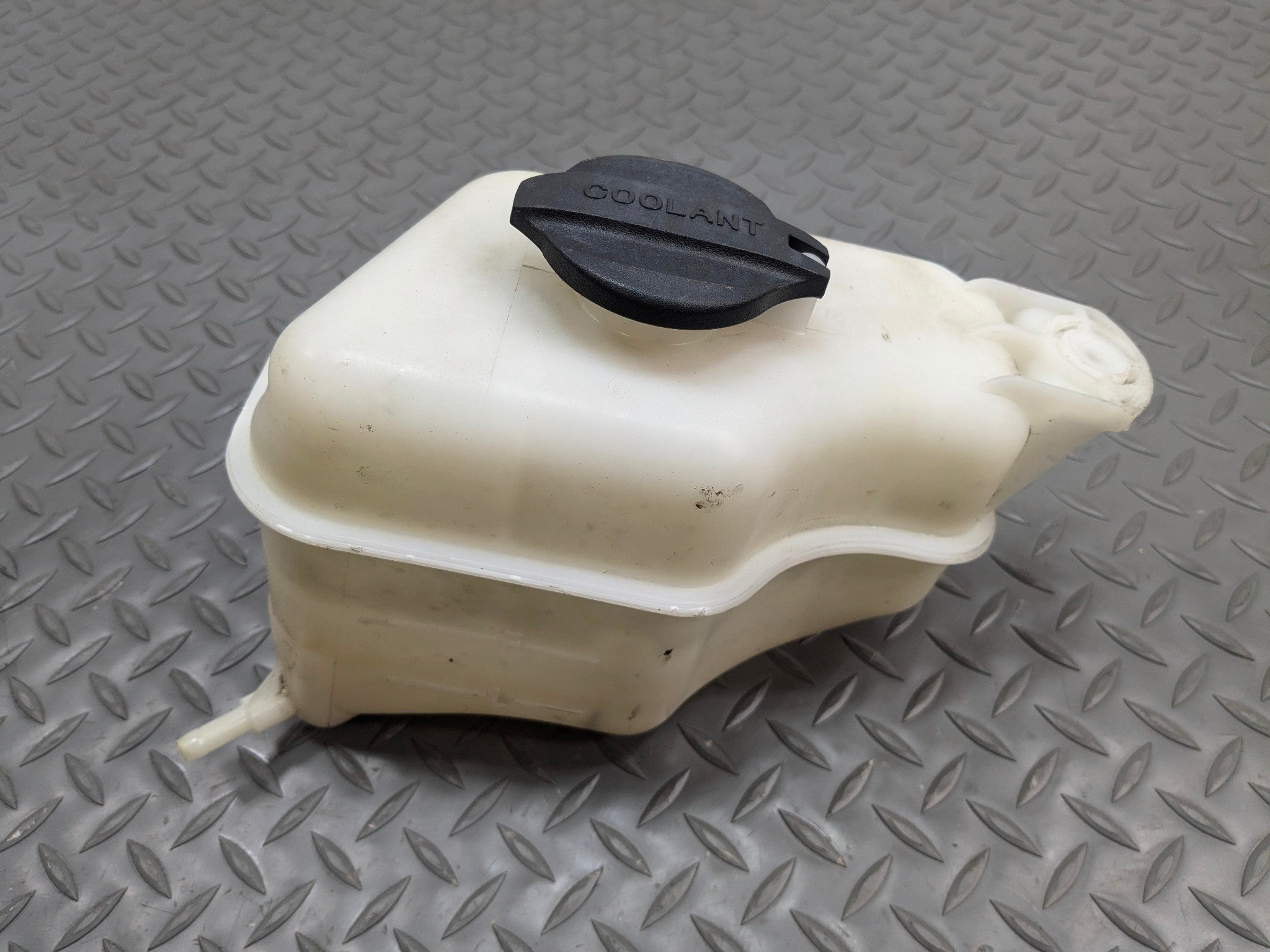 13 - 16 HYUNDAI SANTA FE OEM COOLANT RECOVERY BOTTLE EXPANSION RESERVOIR TANK