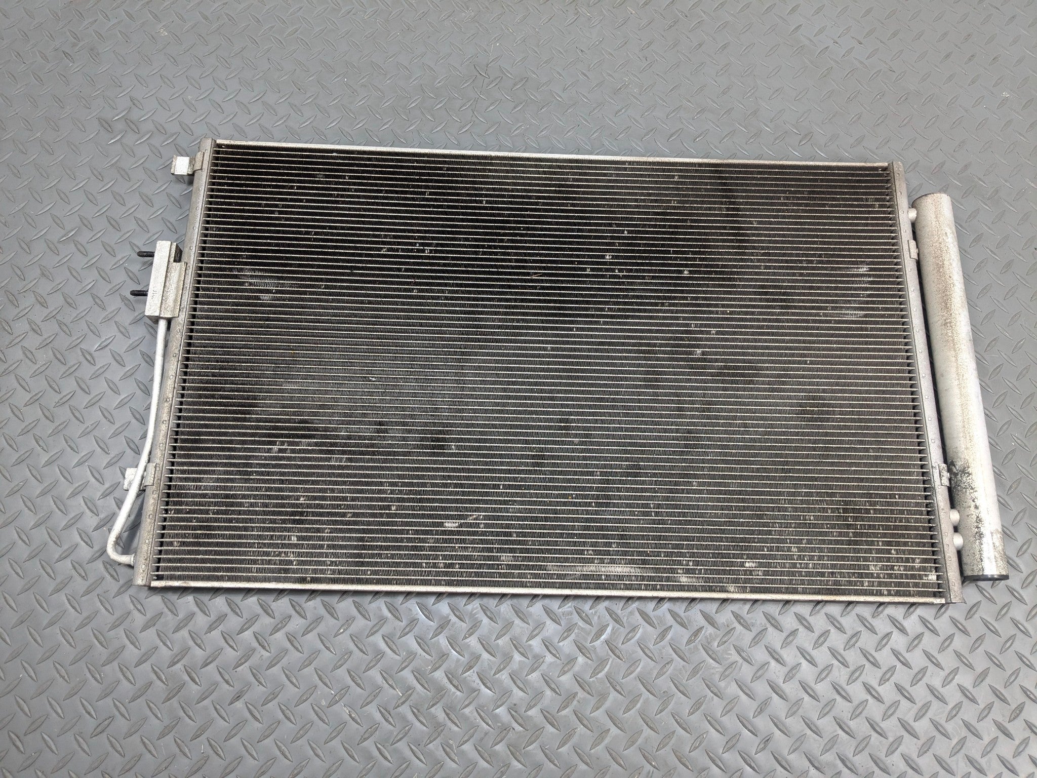13 - 16 HYUNDAI SANTA FE OEM AIR CONDITIONING CONDENSER RADIATOR ASSEMBLY 3.3L