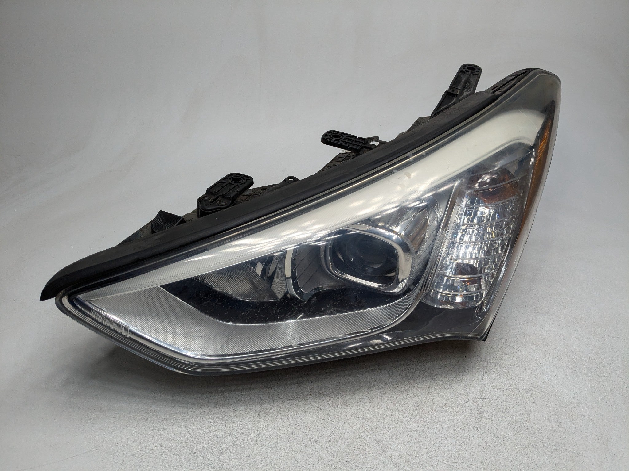 13 - 16 HYUNDAI SANTA FE OEM HALOGEN HEADLAMP ASSEMBLY FRONT LEFT DRIVER SIDE