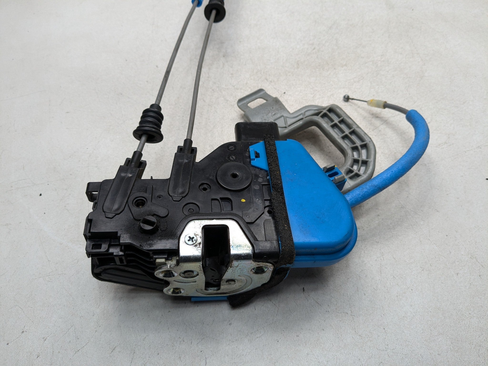 13 - 16 HYUNDAI SANTA FE OEM DOOR LOCK LATCH ACTUATOR REAR RIGHT PASSENGER SIDE