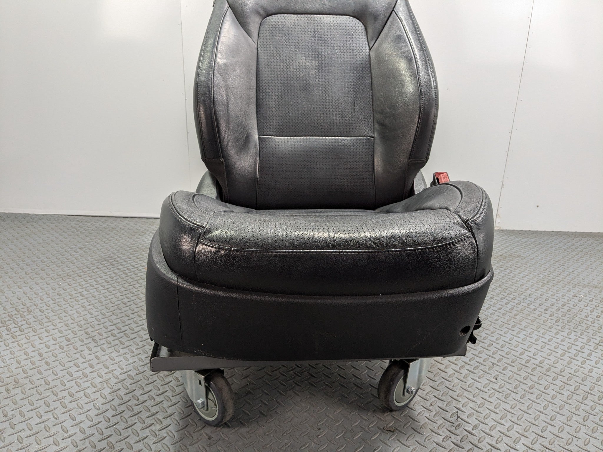 13 - 16 HYUNDAI SANTA FE OEM SEAT ASSEMBLY BLACK LEATHER FRONT RIGHT PASSENGER