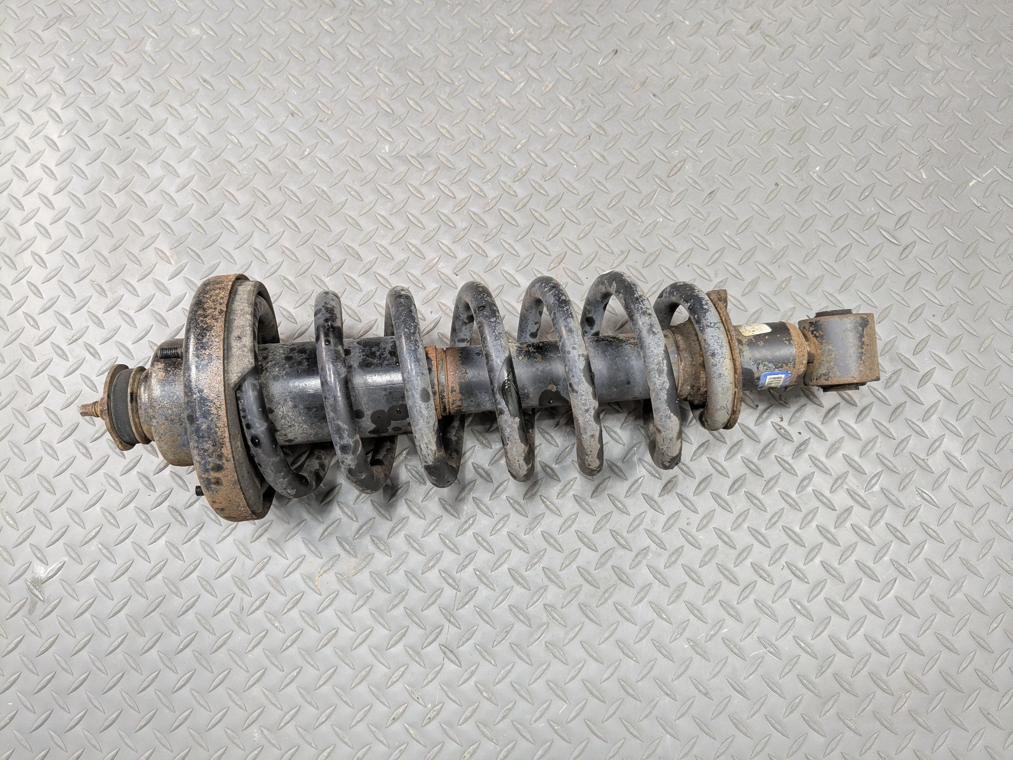 06 - 10 FORD EXPLORER OEM 4.0L 4X4 SHOCK ABSORBER STRUT ASSEMBLY REAR LEFT SIDE