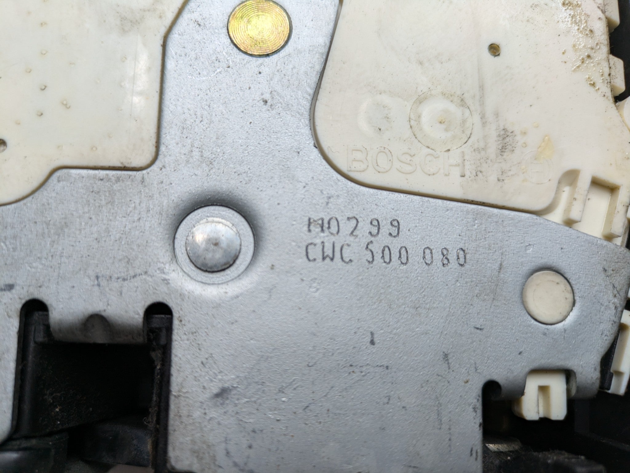 2003 - 2005 LAND ROVER RANGE ROVER OEM DOOR LOCK LATCH ACTUATOR REAR RIGHT SIDE