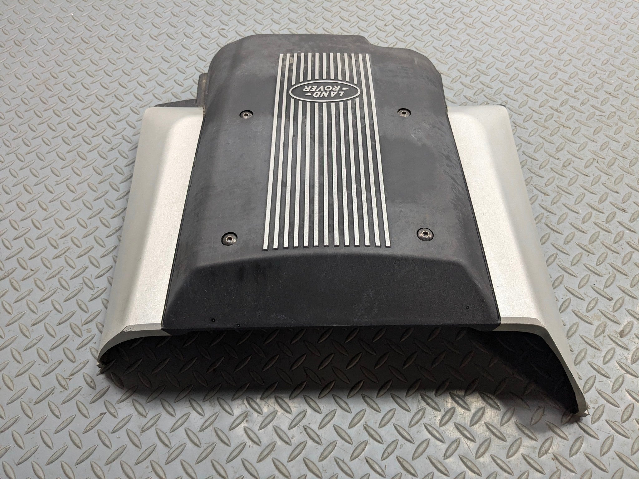 2003 - 2005 LAND ROVER RANGE ROVER OEM ENGINE MOTOR UPPER COVER PANEL SHIELD